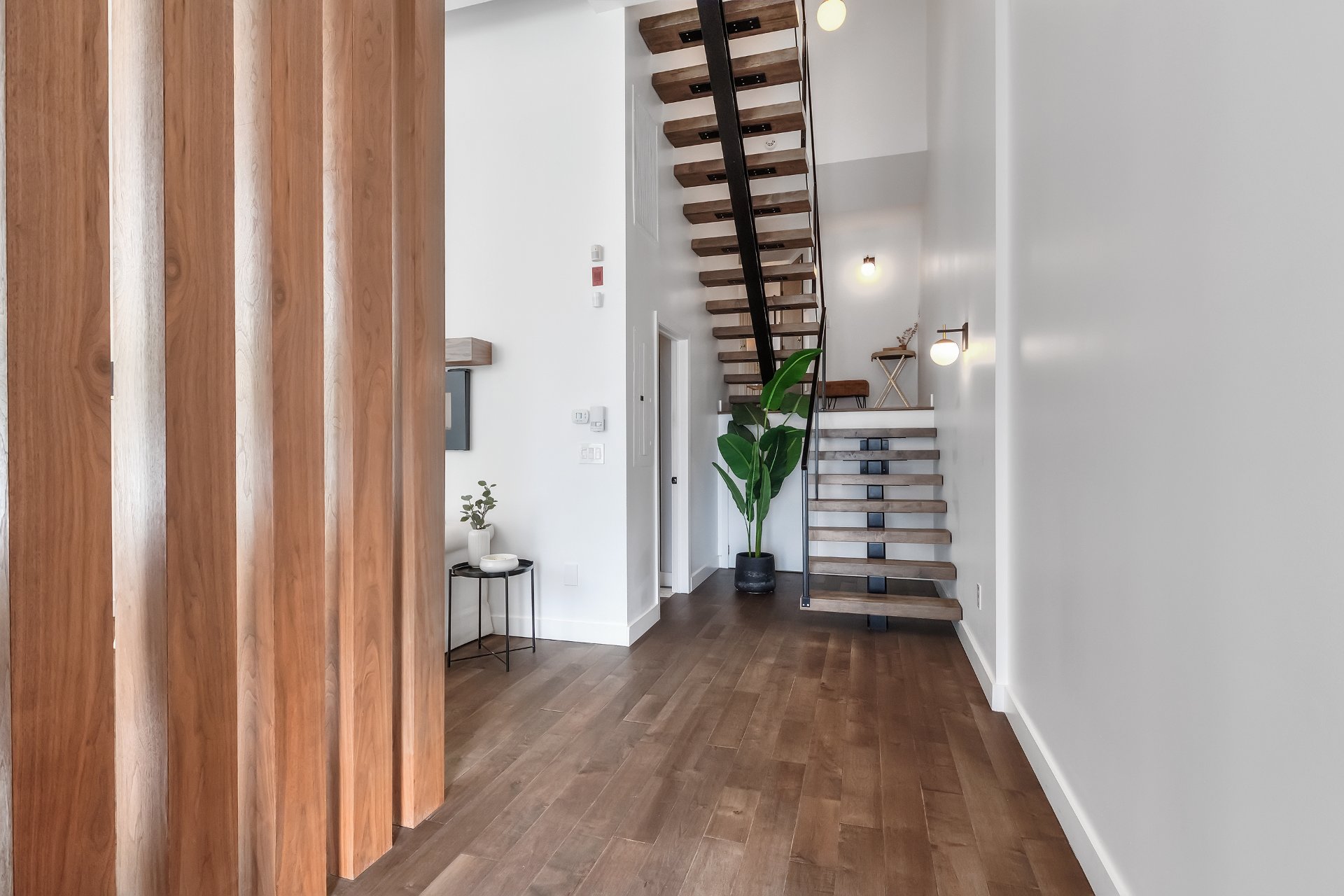 Photo - Staircase