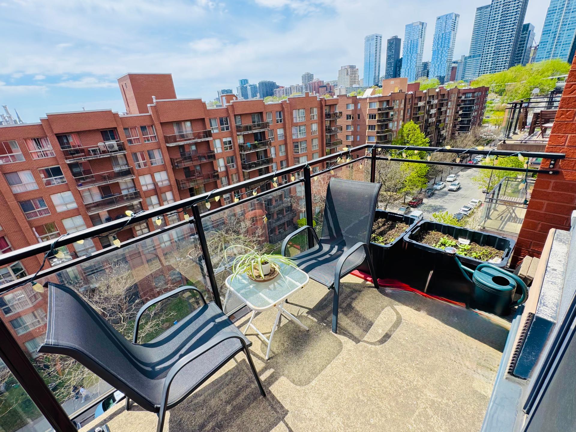 Photo - Balcon