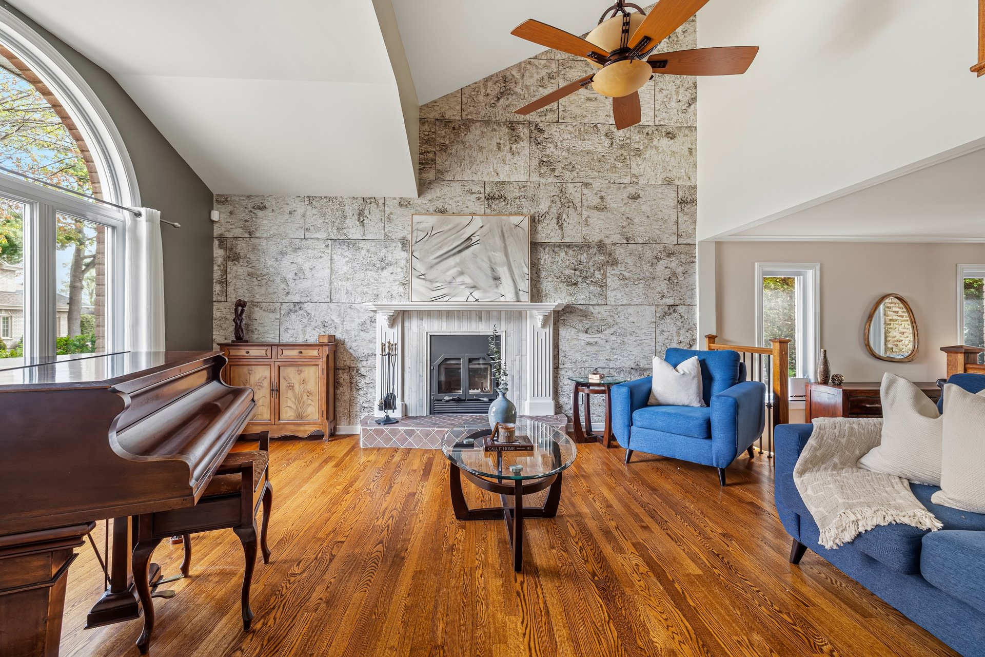 Photo - Living room