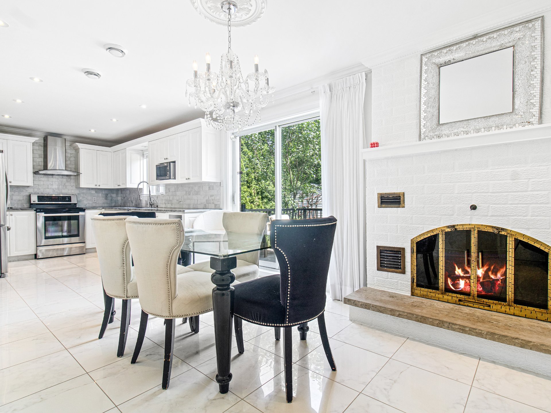 Photo - Dining room