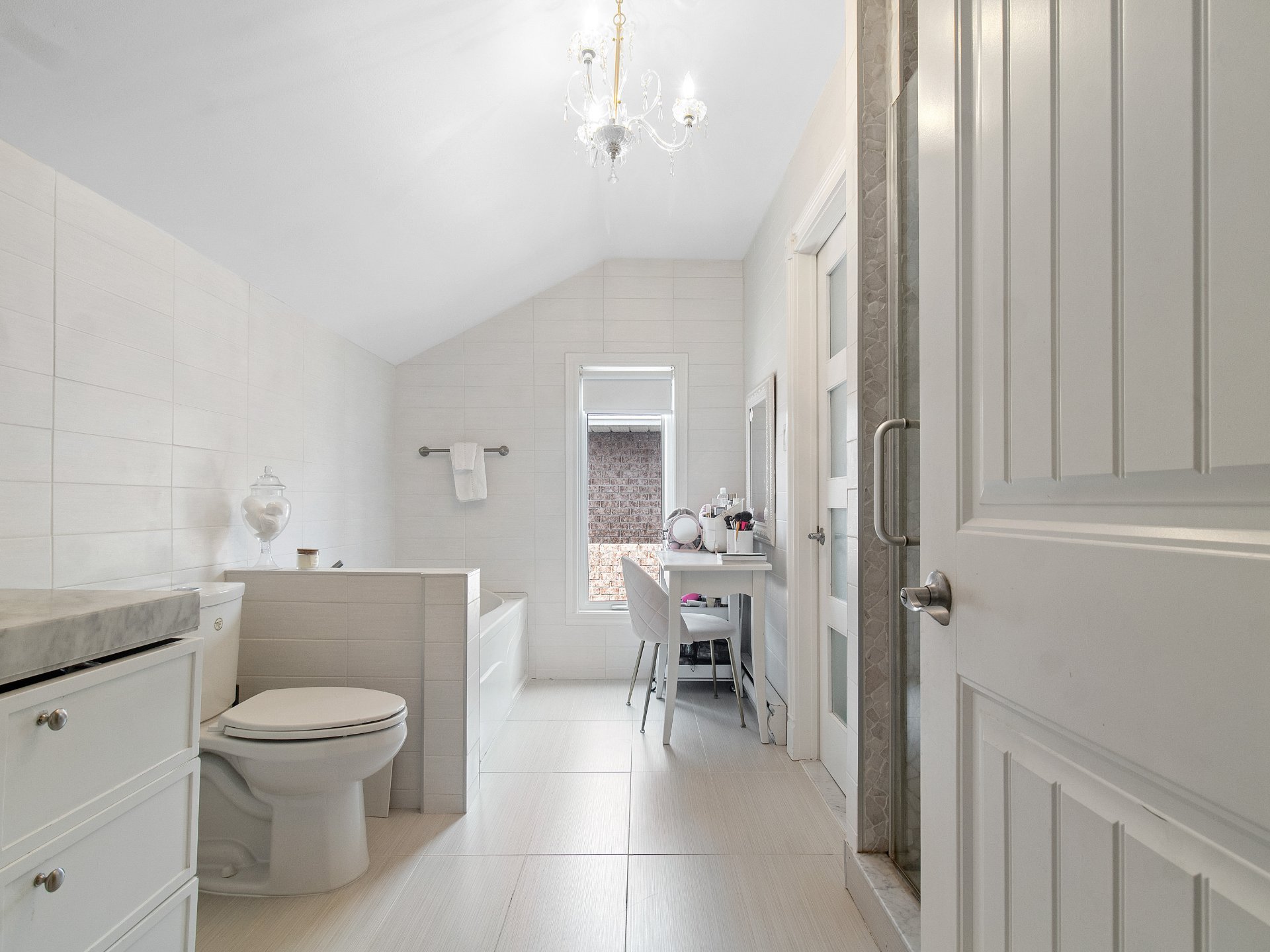 Photo - Bathroom
