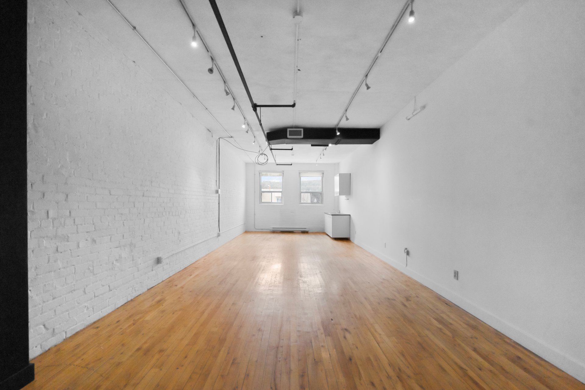 Photo - Interior