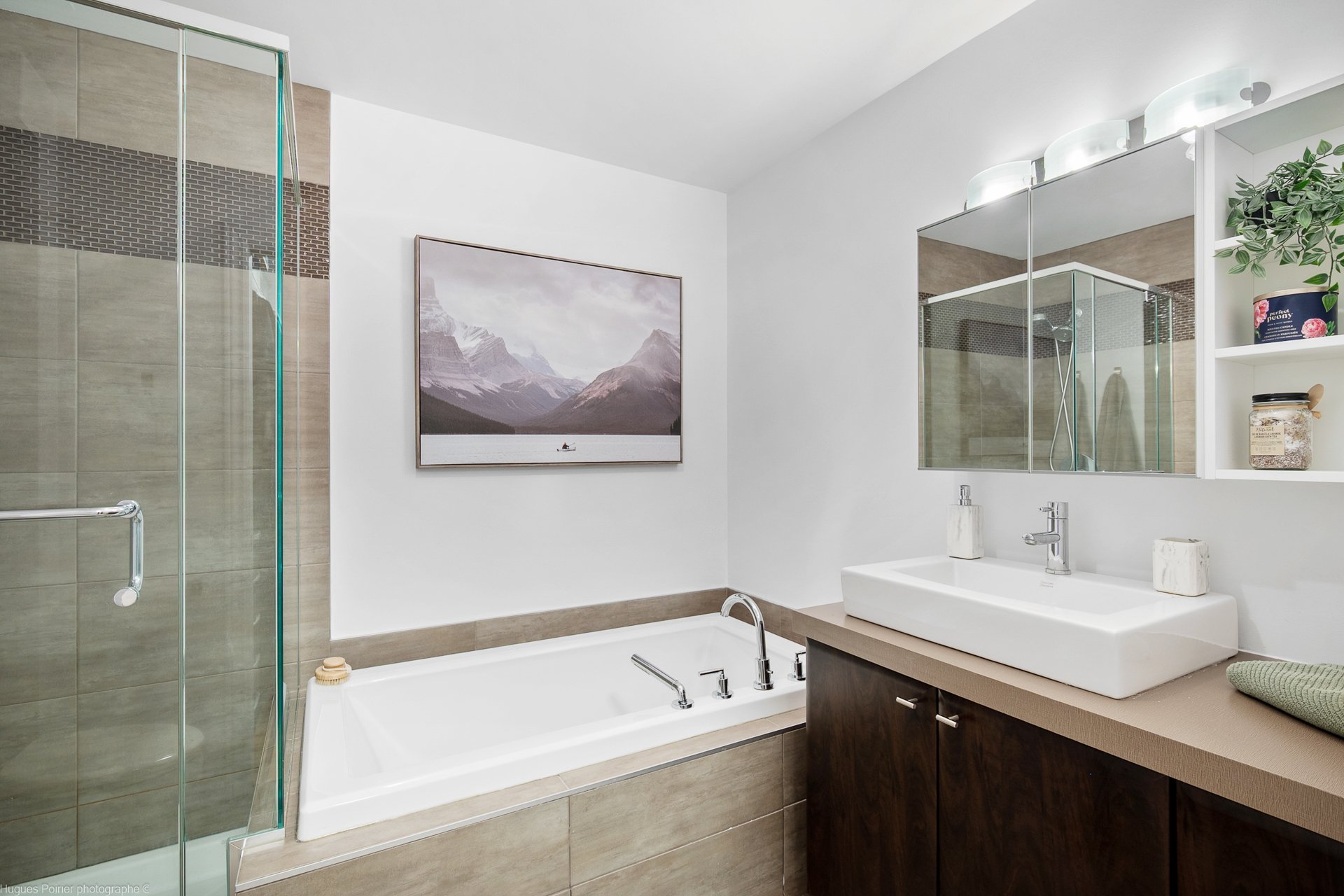 Photo - Salle de bains attenante à la CCP