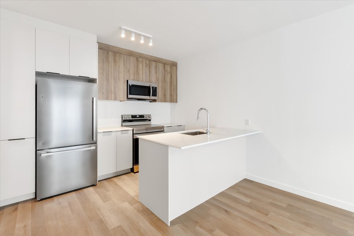 Photo - Kitchen