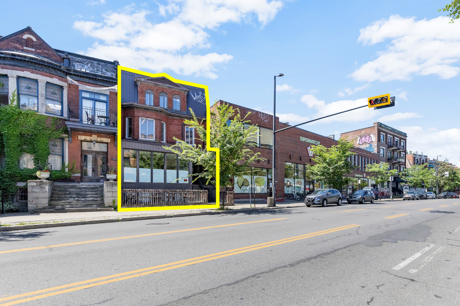 Photo - Frontage