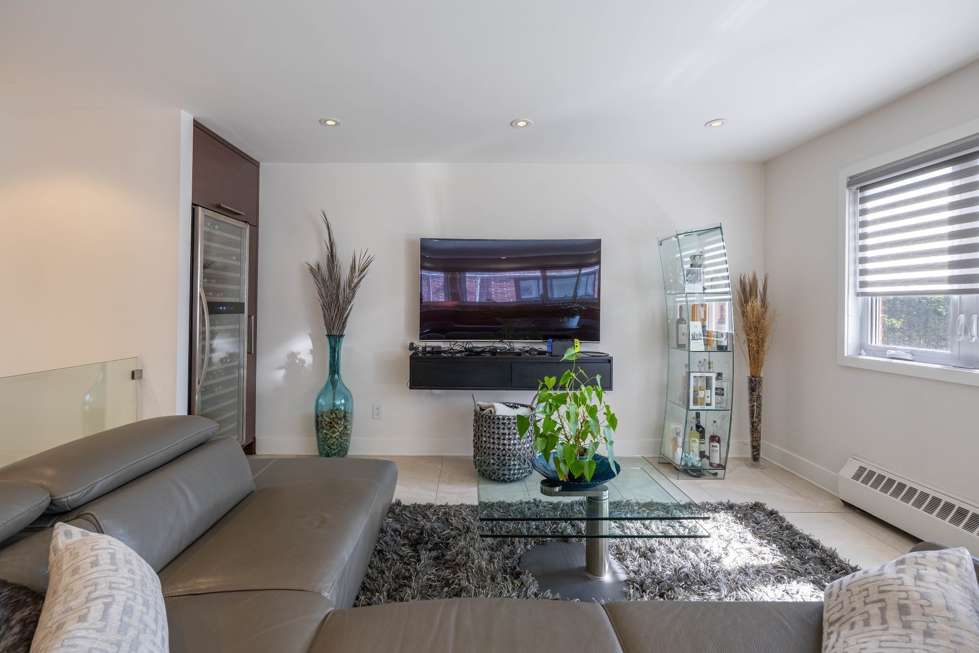 Photo - Living room
