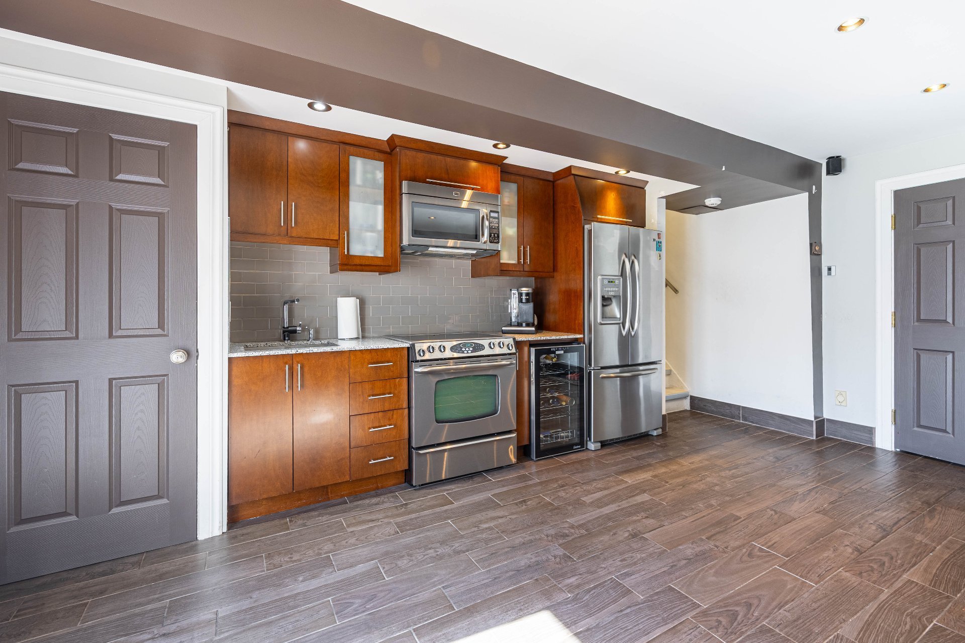 Photo - Kitchen
