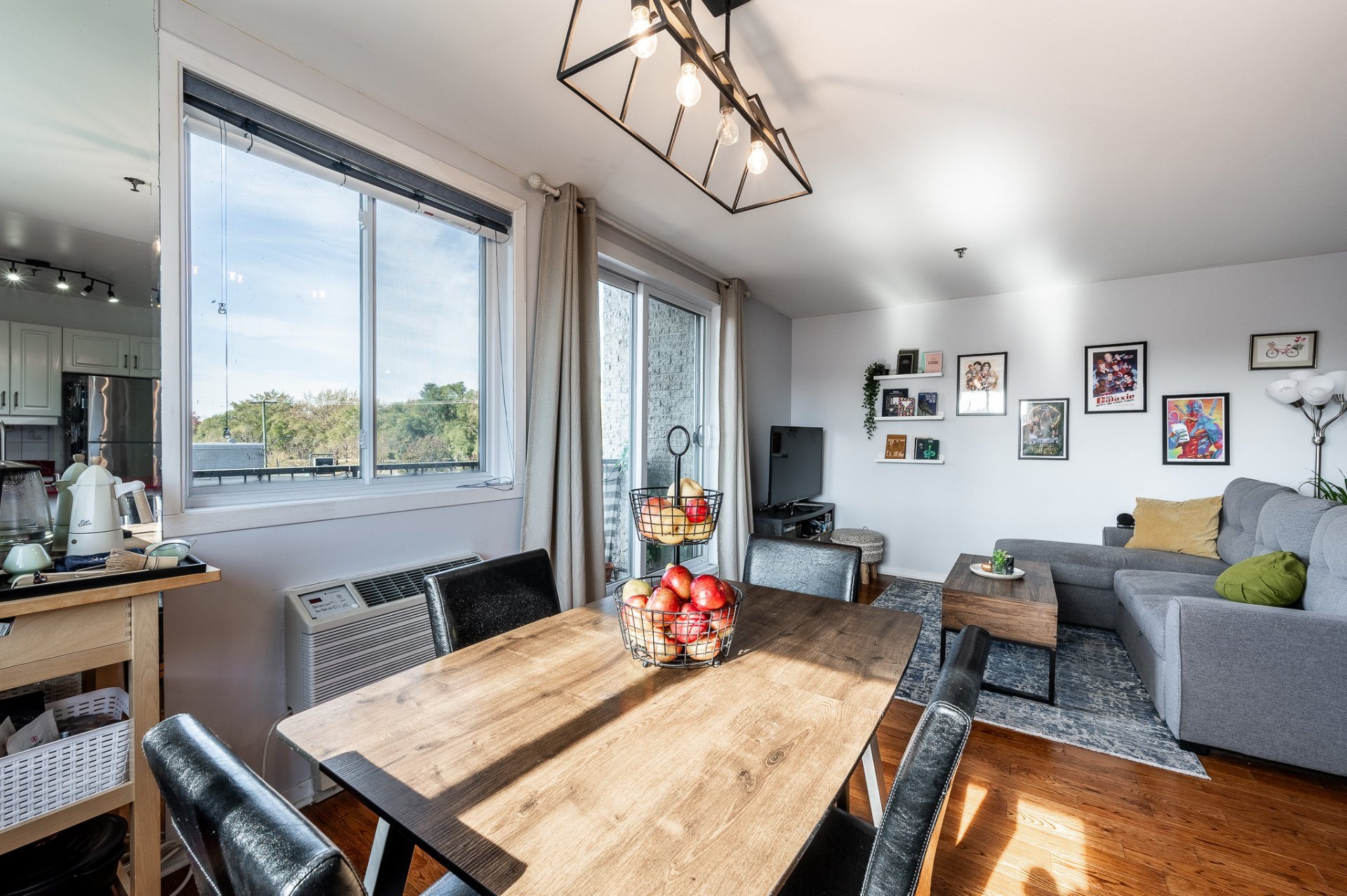 Photo - Salle à manger