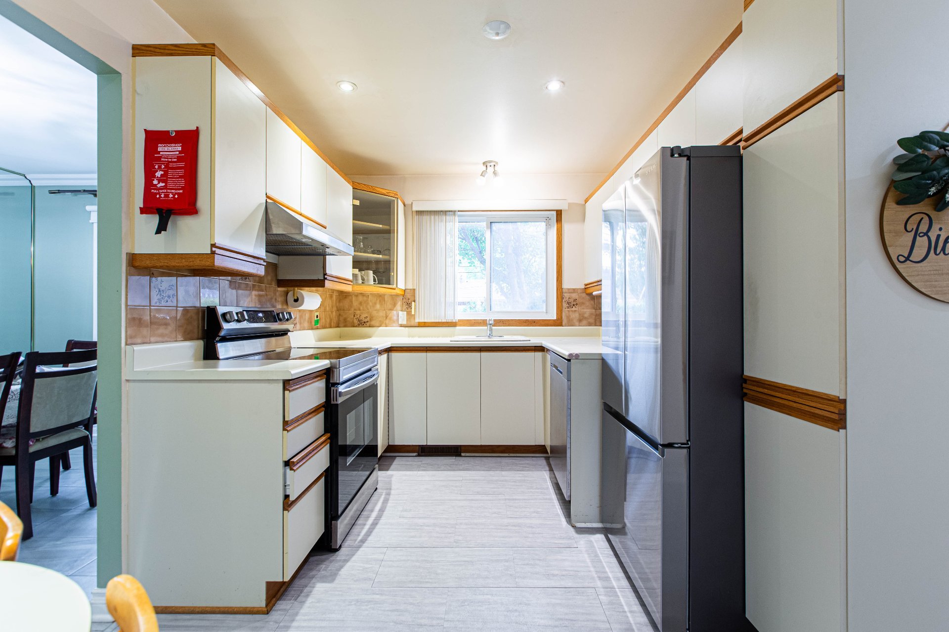 Photo - Kitchen