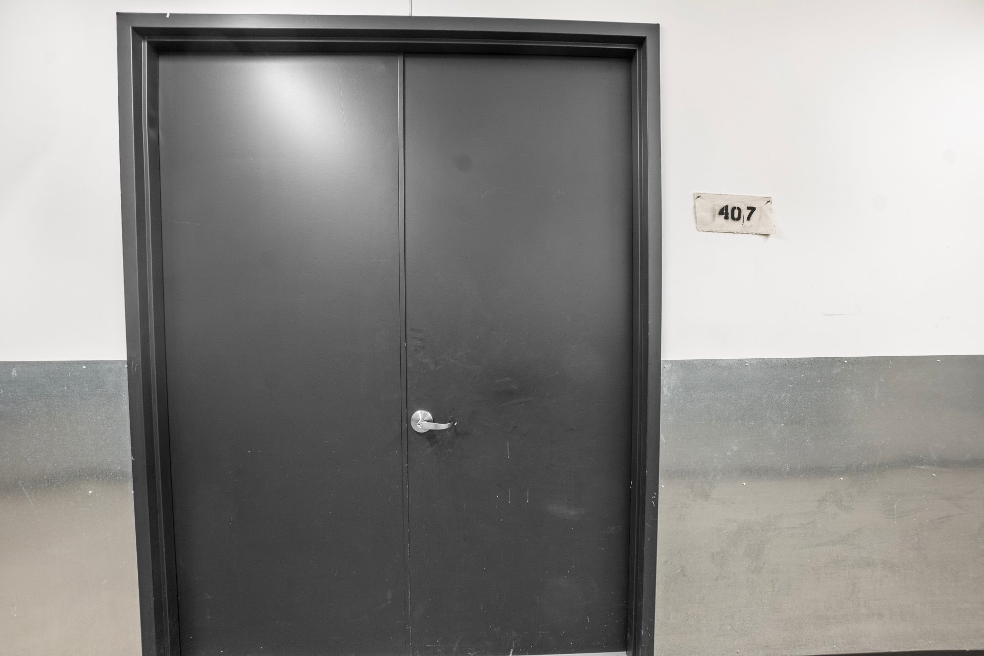 Photo - Exterior entrance