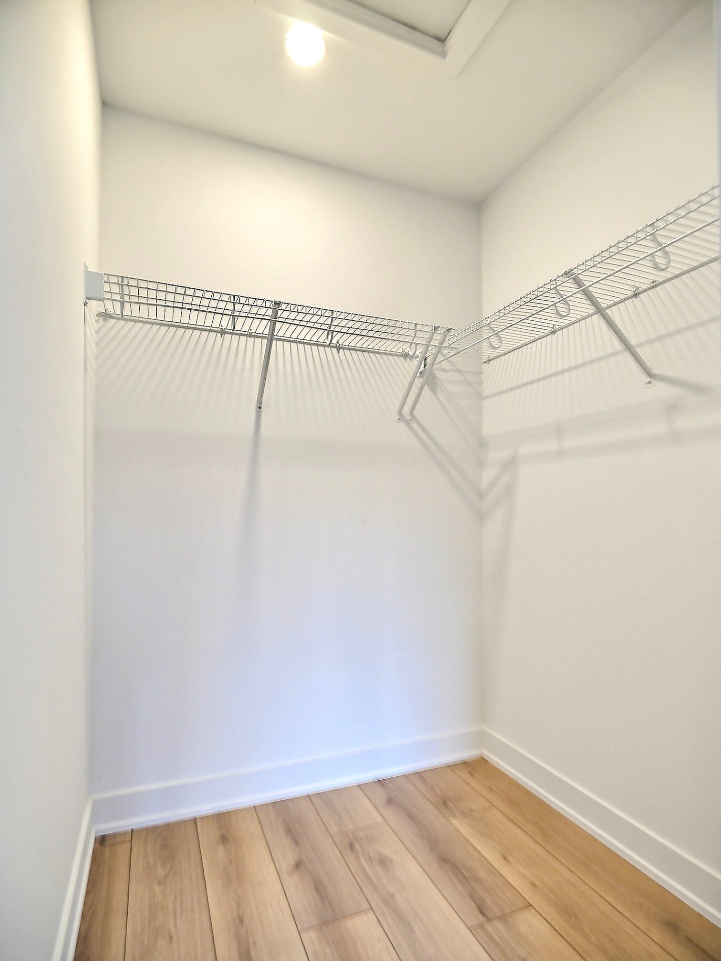 Photo - Penderie (Walk-in)