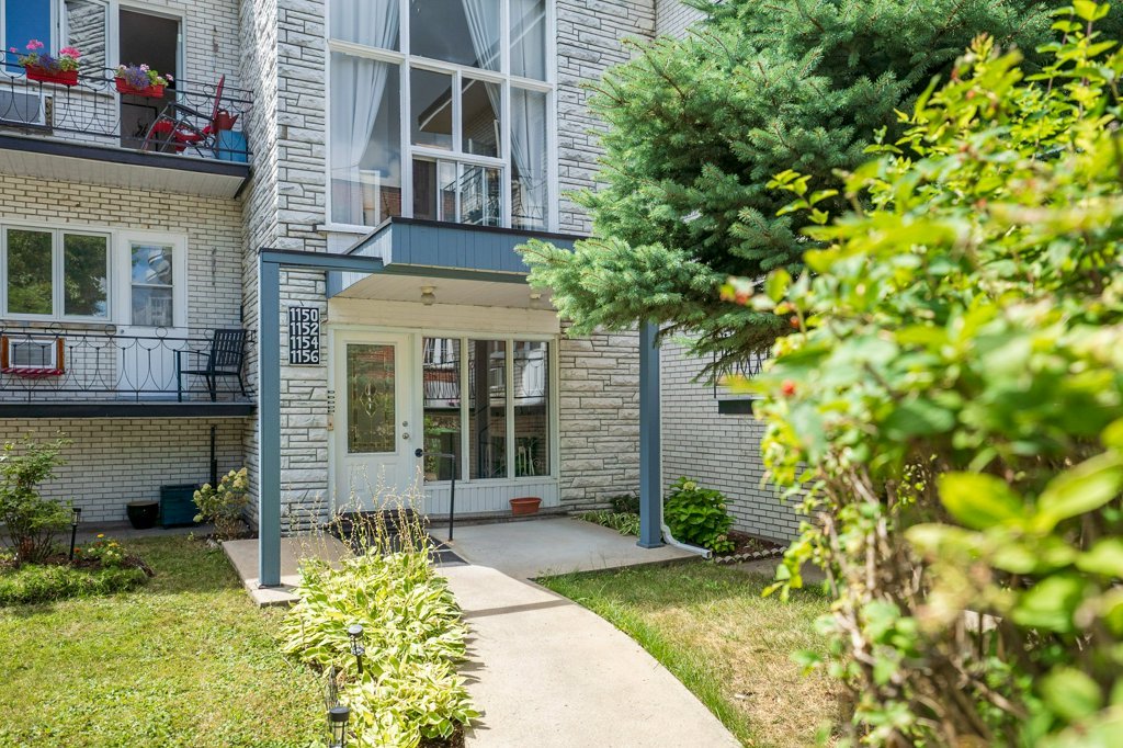 Photo - Exterior entrance