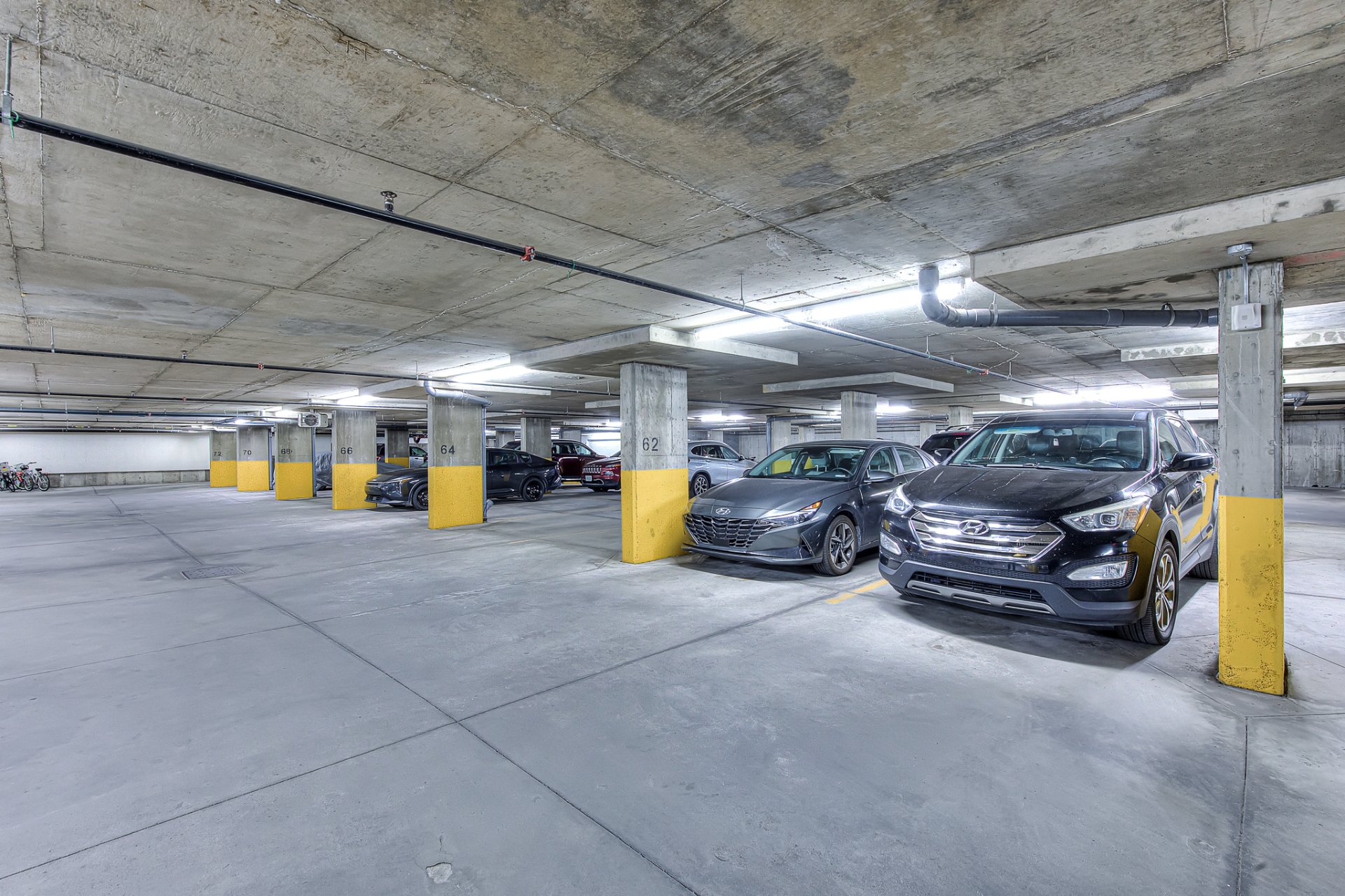 Photo - Stationnement