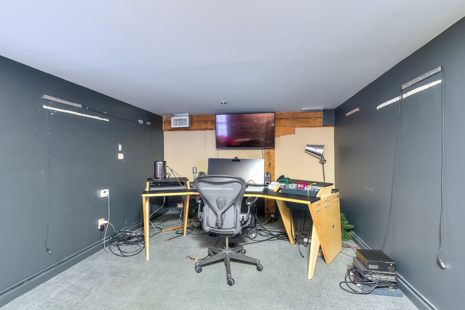 Photo - Office