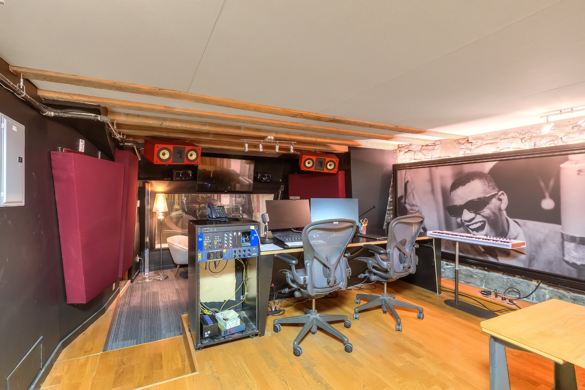 Photo - Office