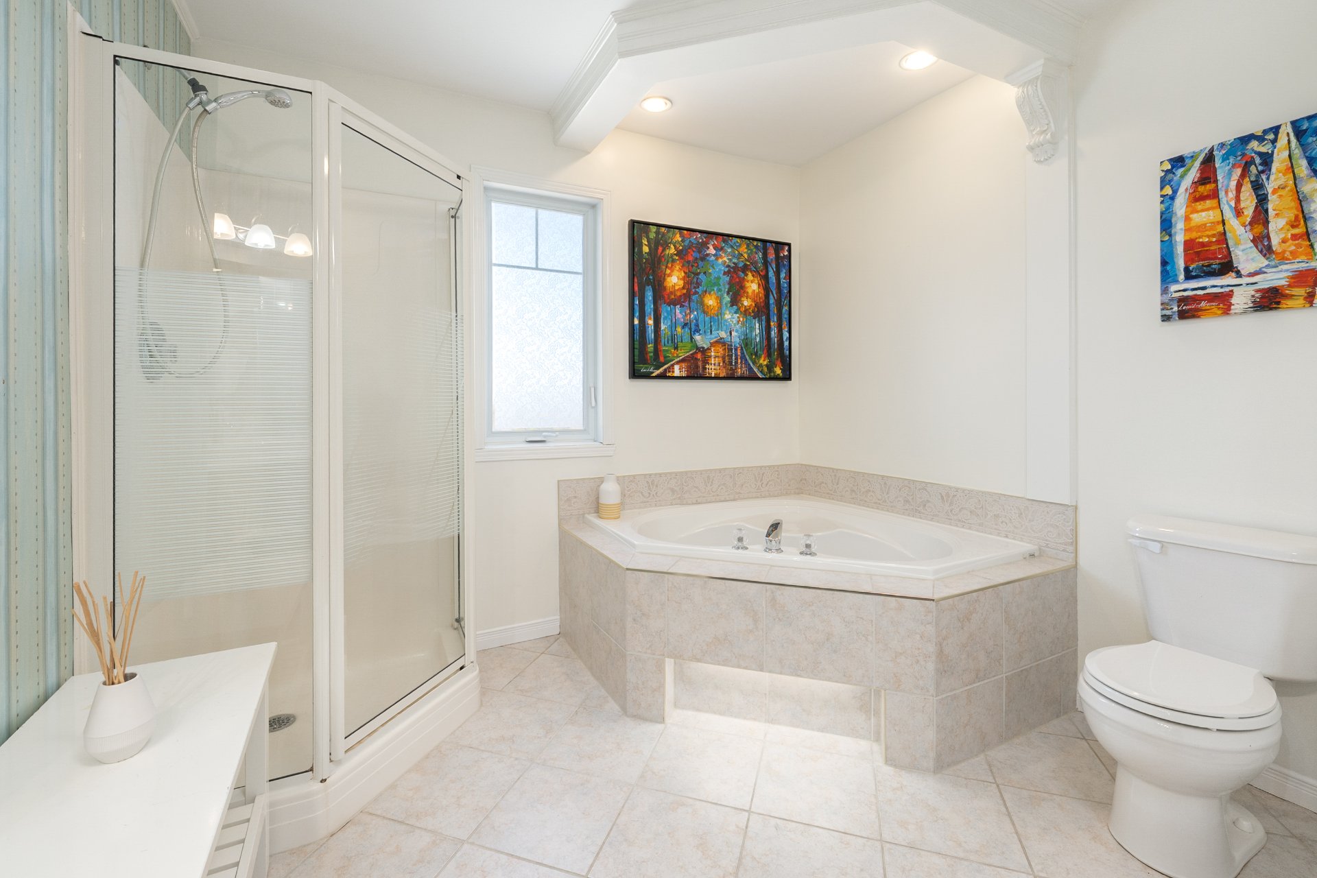 Photo - Bathroom