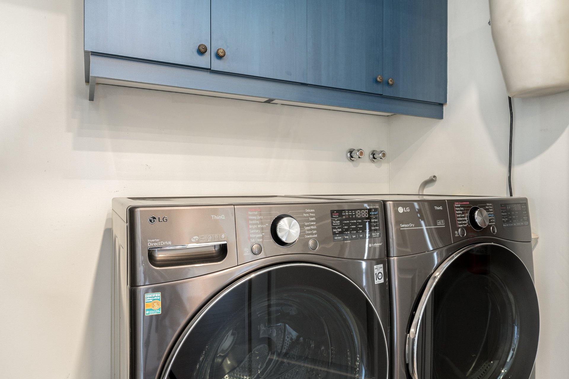 Photo - Laundry room