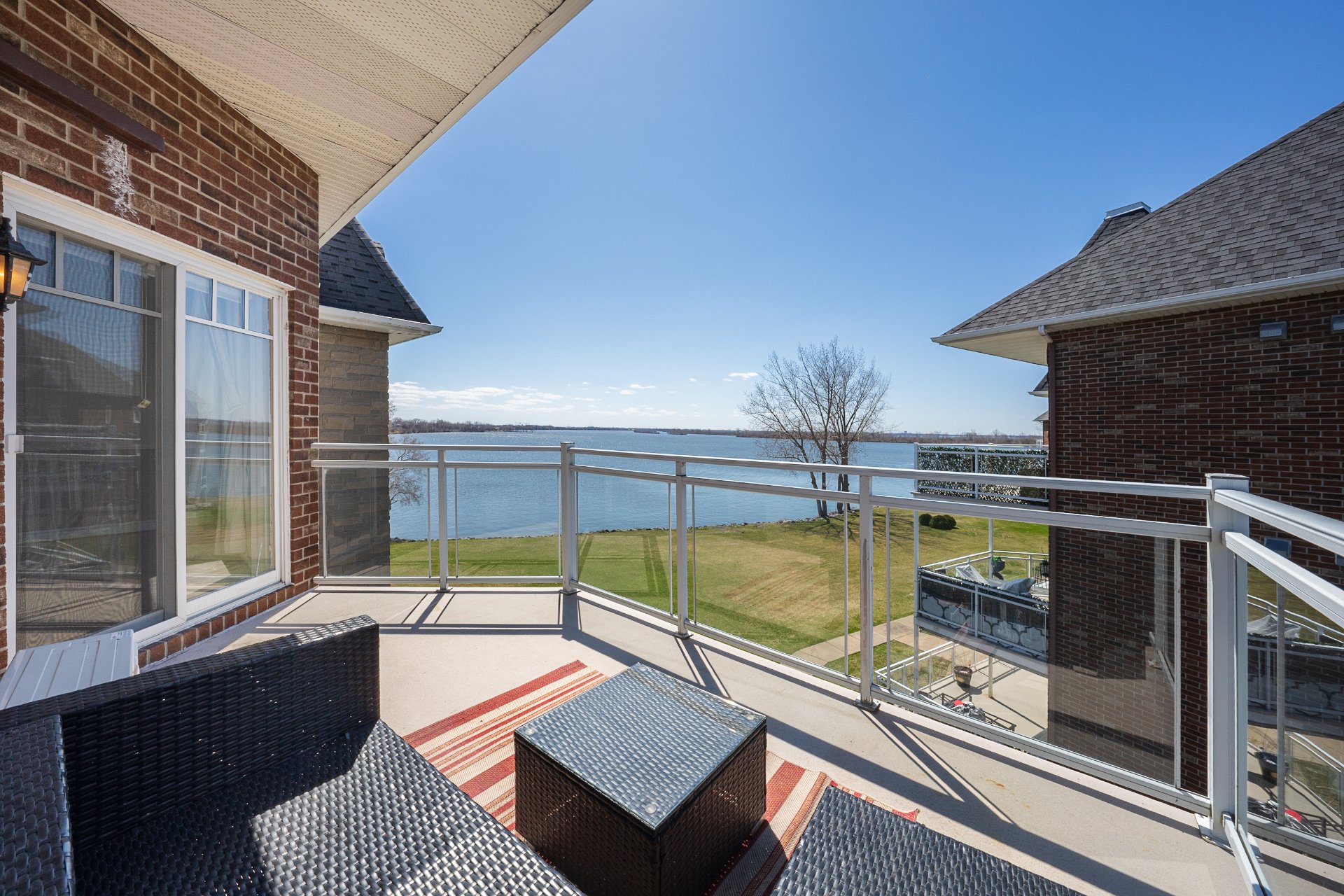 Photo - Balcony