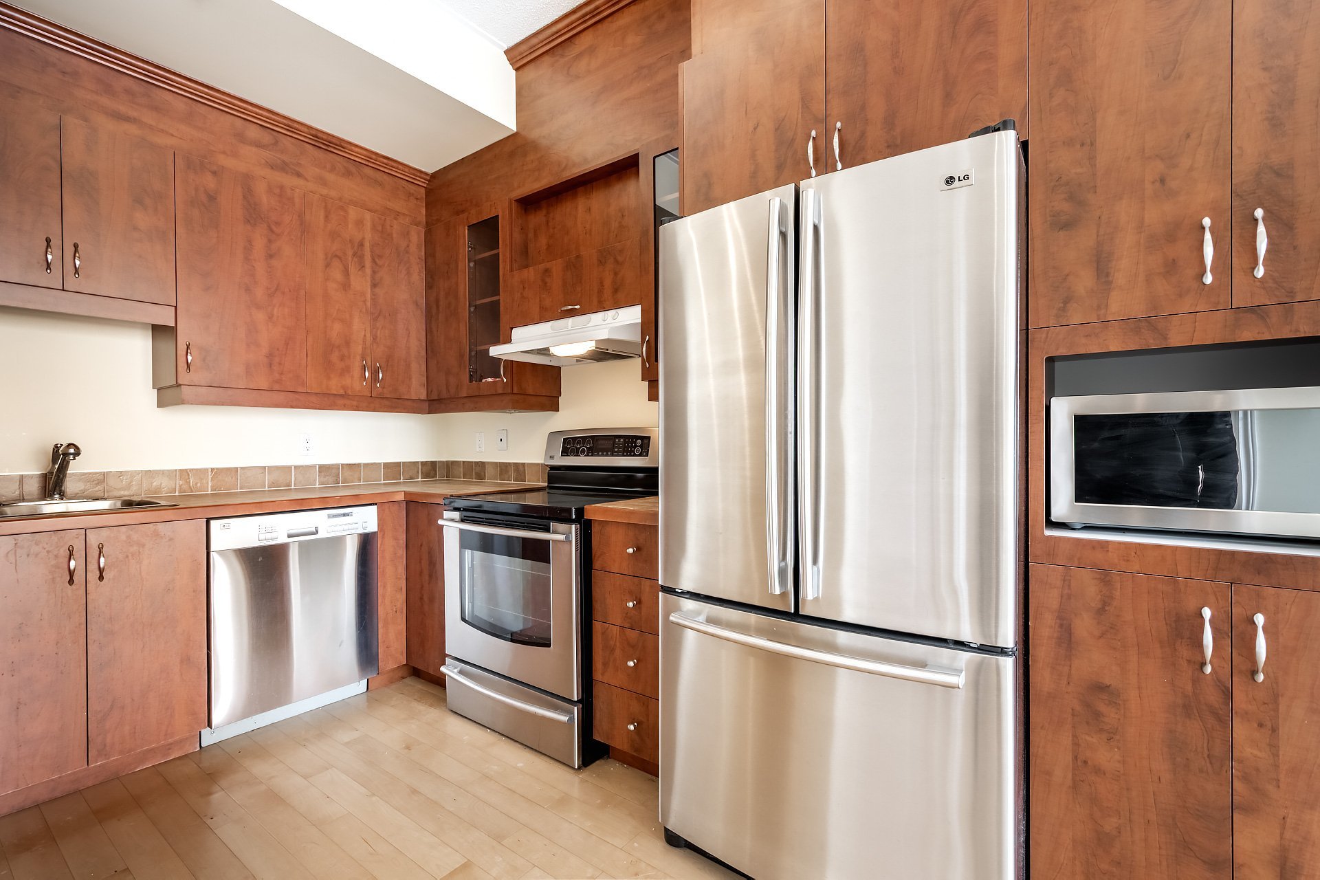 Photo - Kitchen