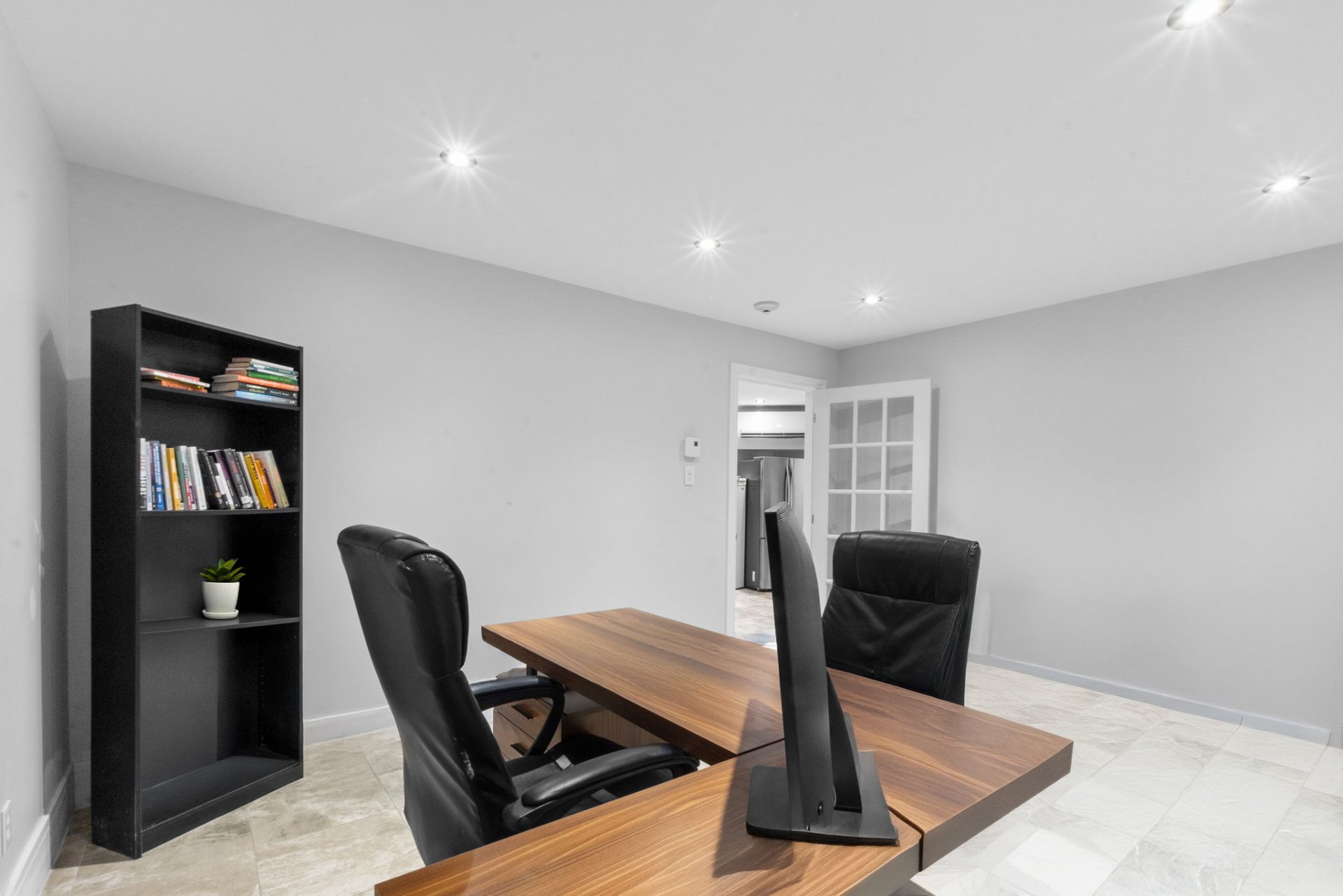 Photo - Office