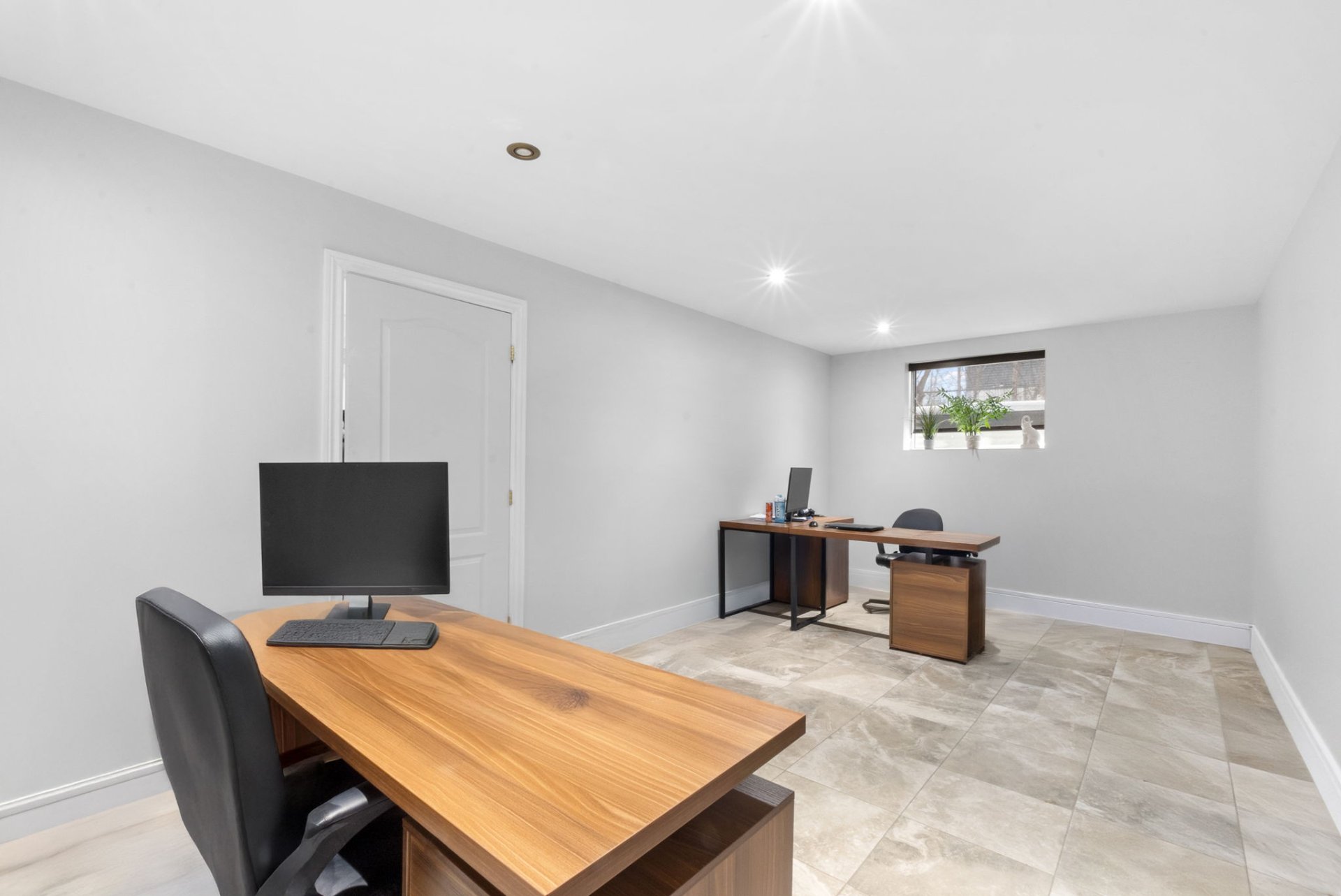 Photo - Office