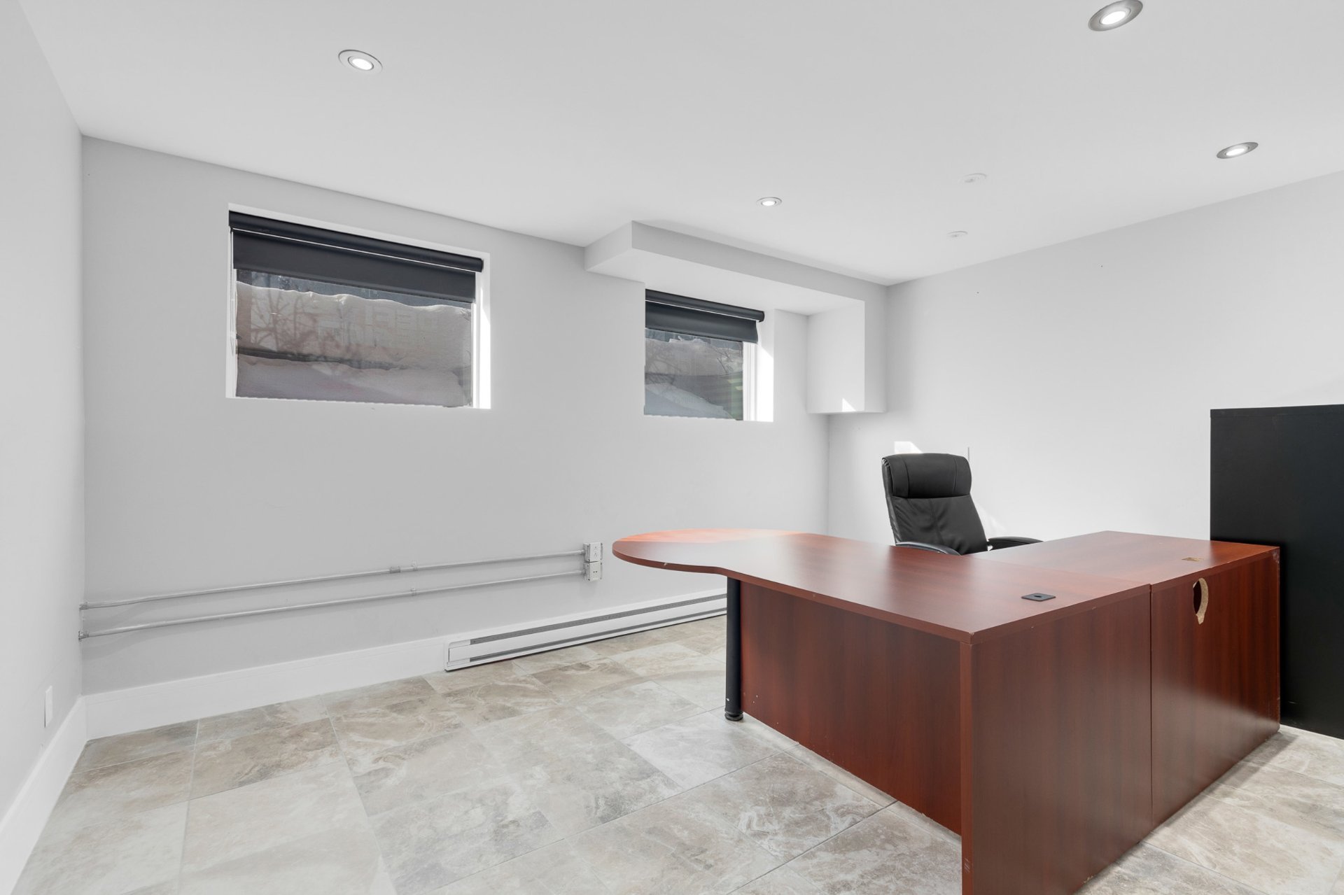 Photo - Office