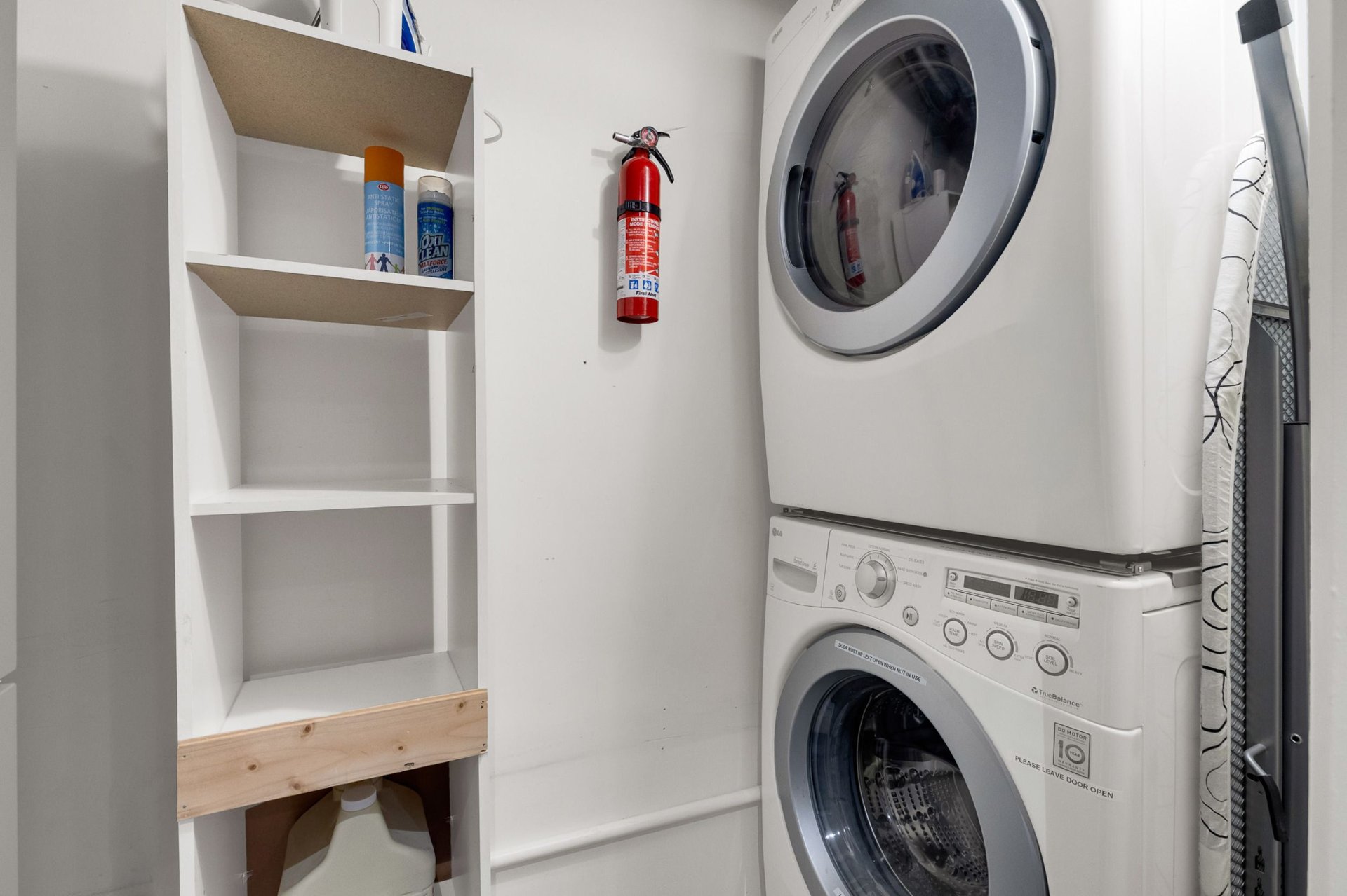 Photo - Laundry room