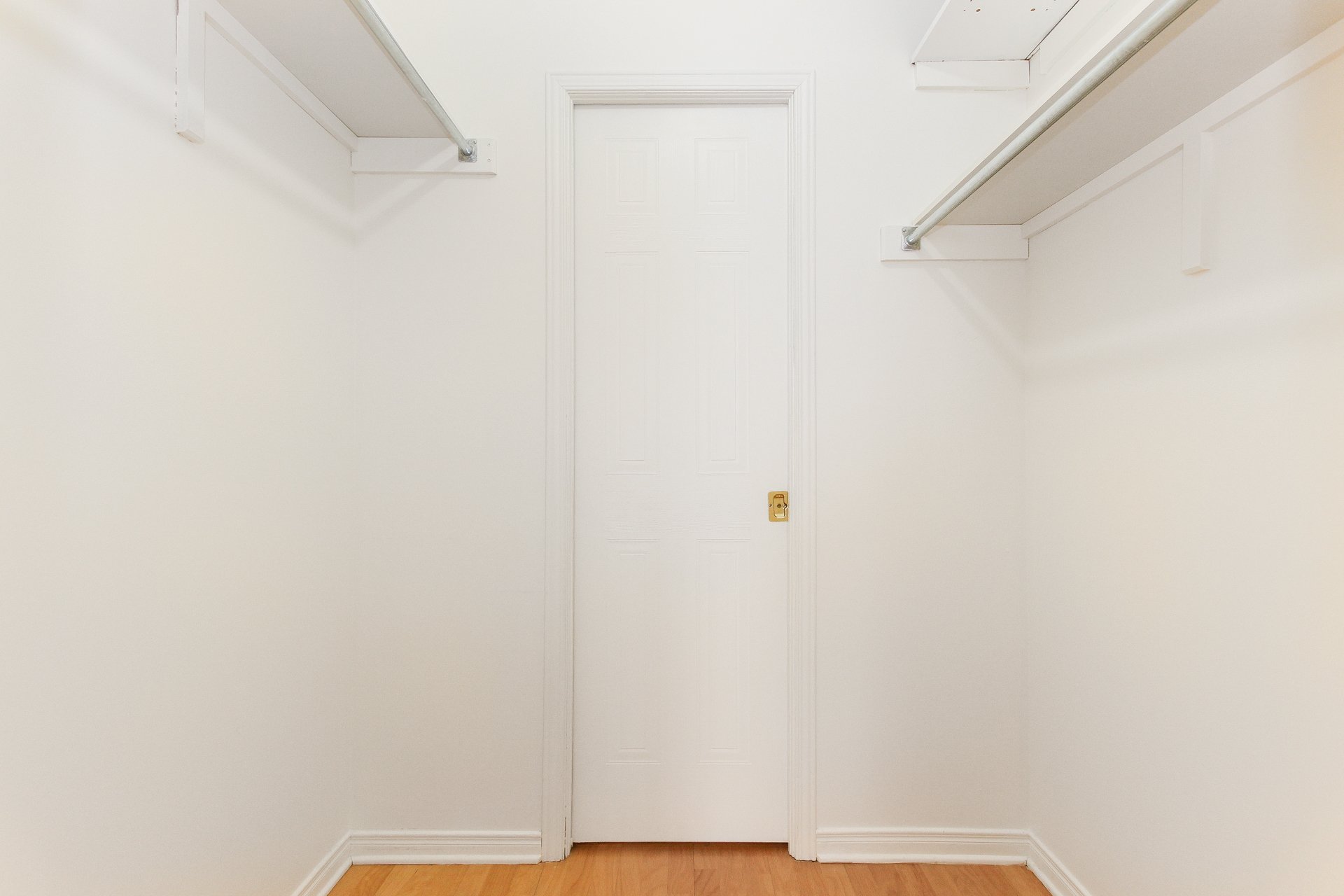 Photo - Walk-in closet