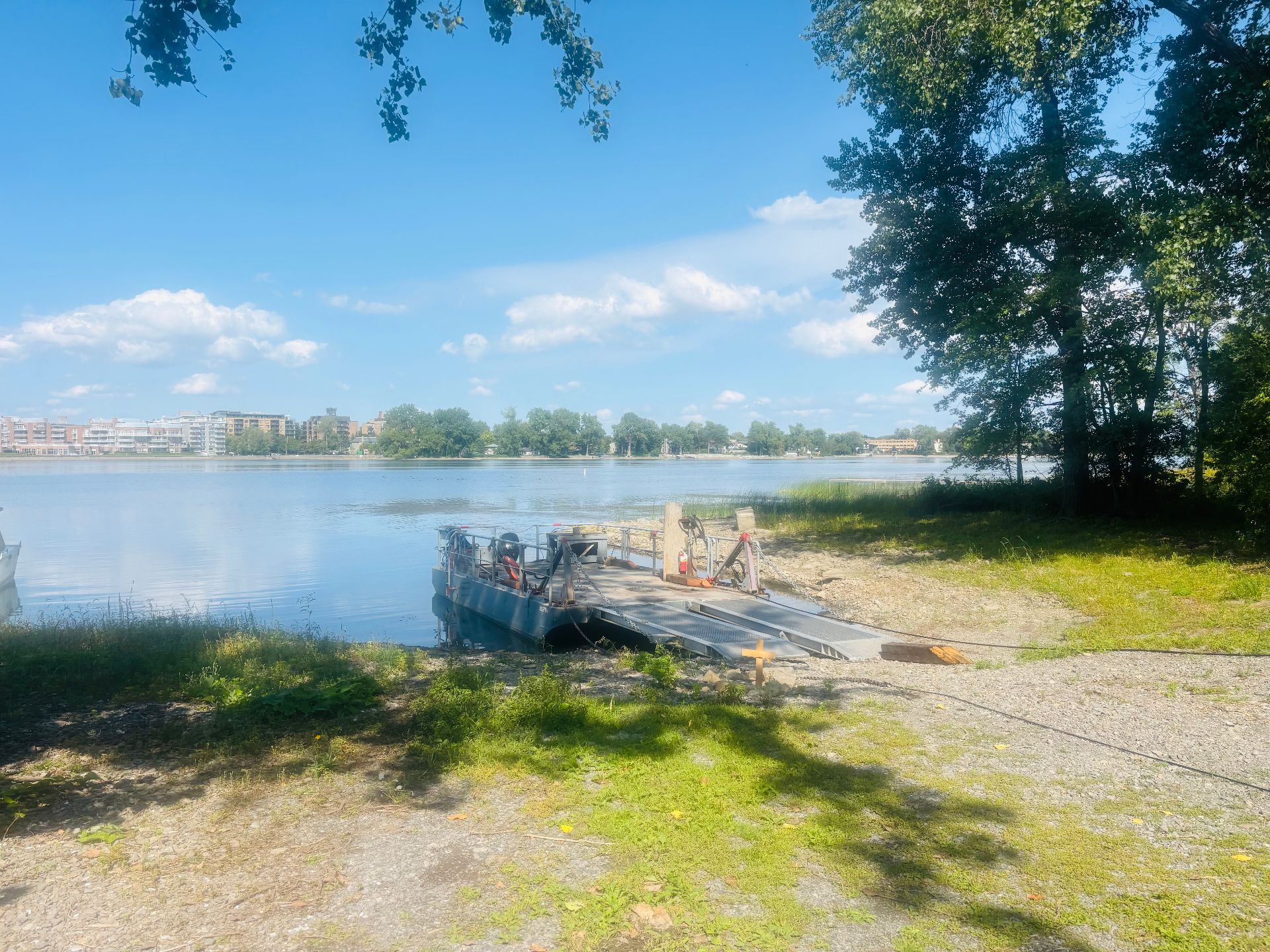 Photo - Accès au plan d'eau