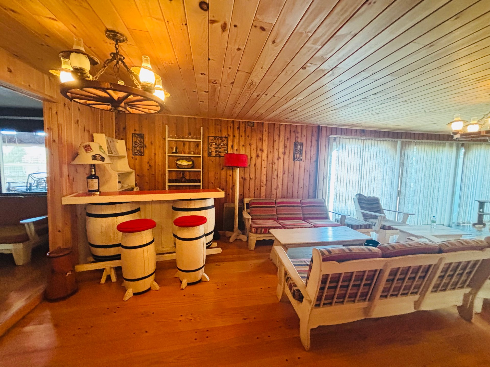 Photo - Salon