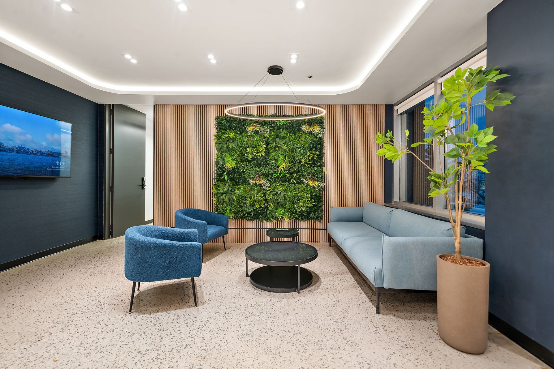 Photo - Reception Area