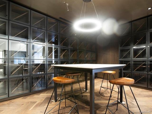 Photo - Reception Area
