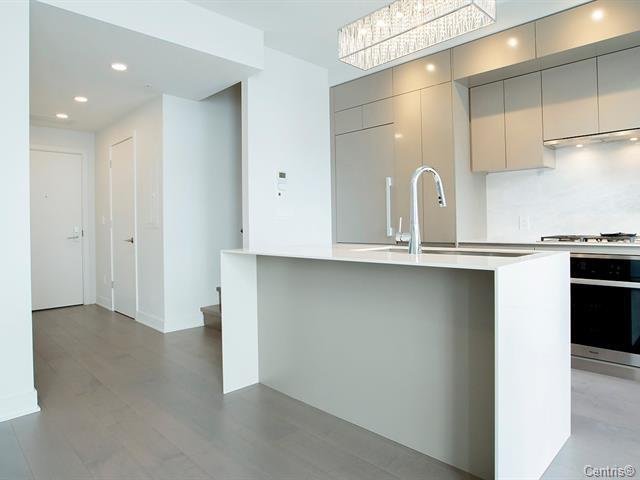 Photo - Kitchen