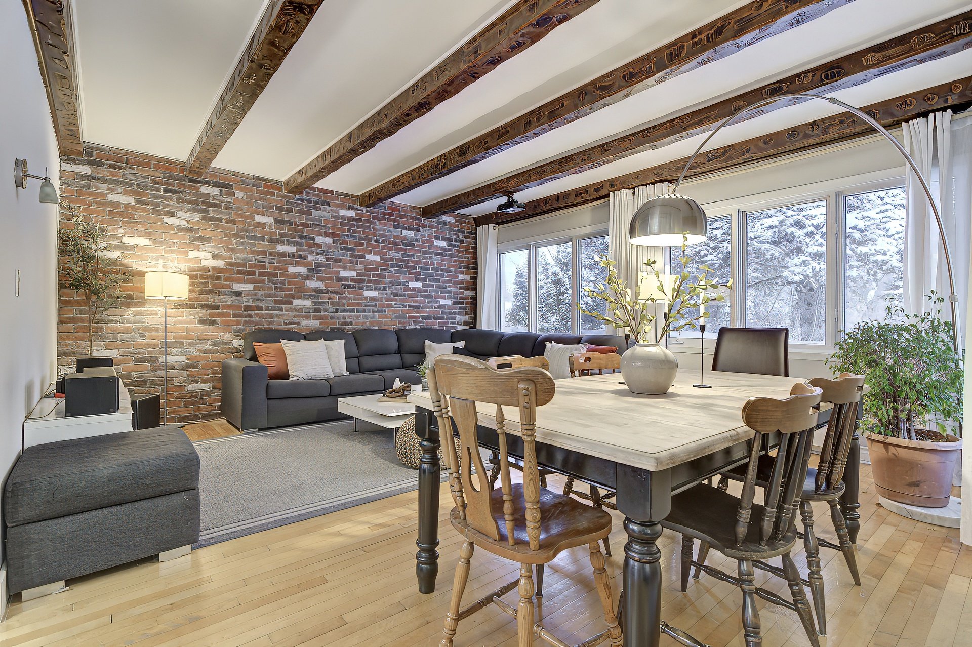 Photo - Salle à manger