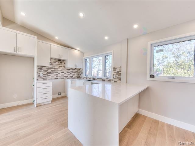 Photo - Kitchen