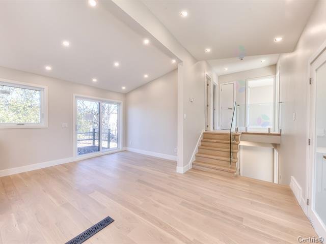 Photo - Hallway
