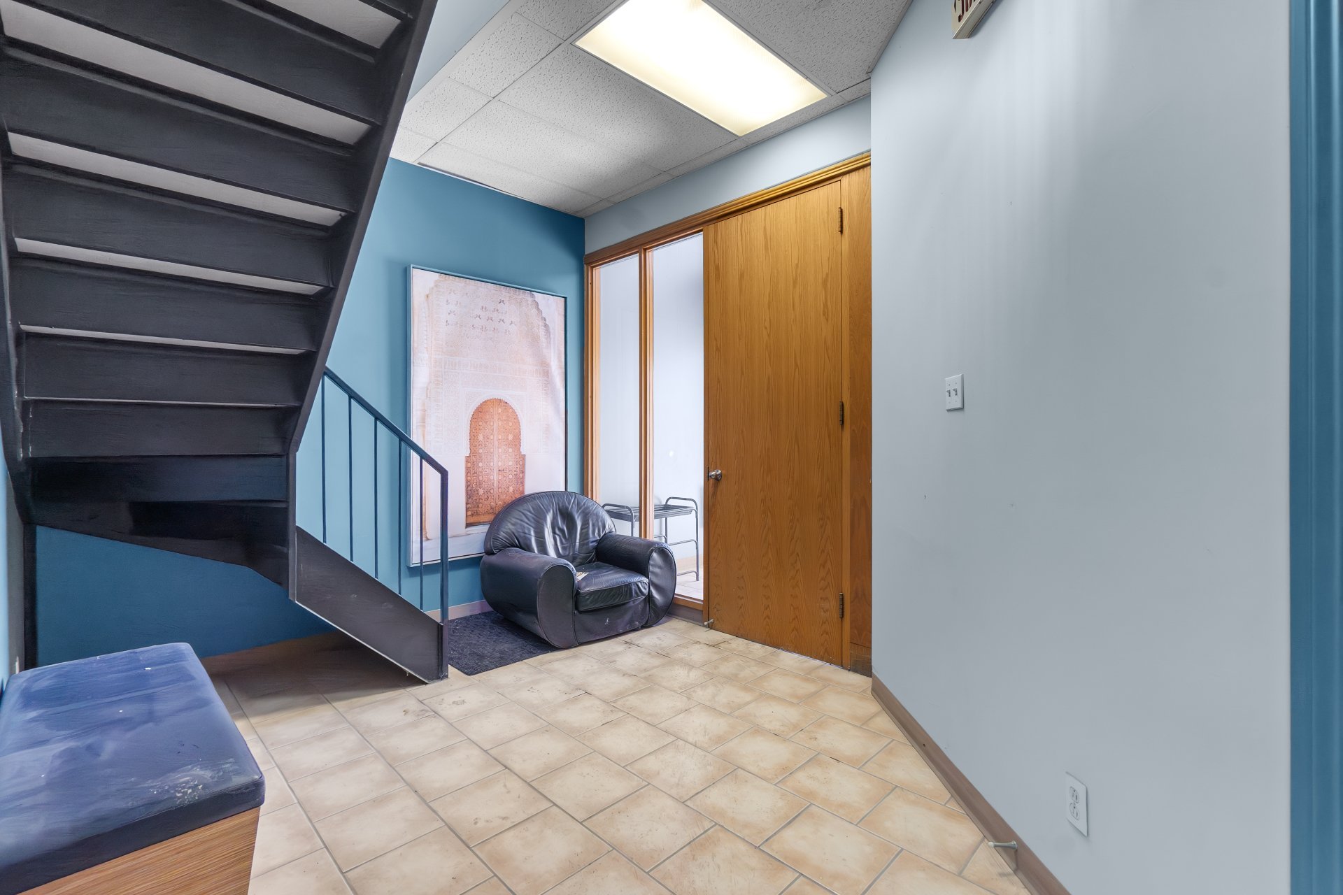 Photo - Hallway