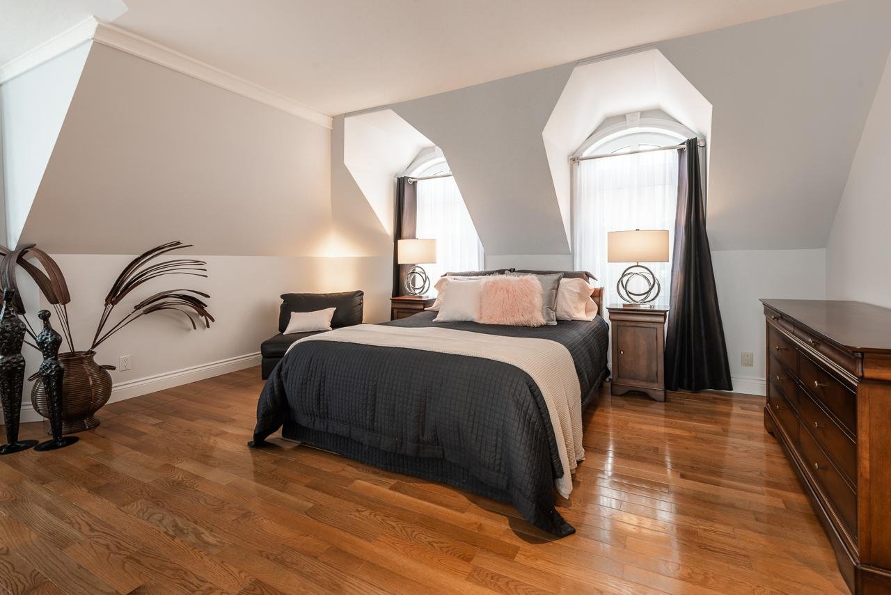 Photo - Primary bedroom