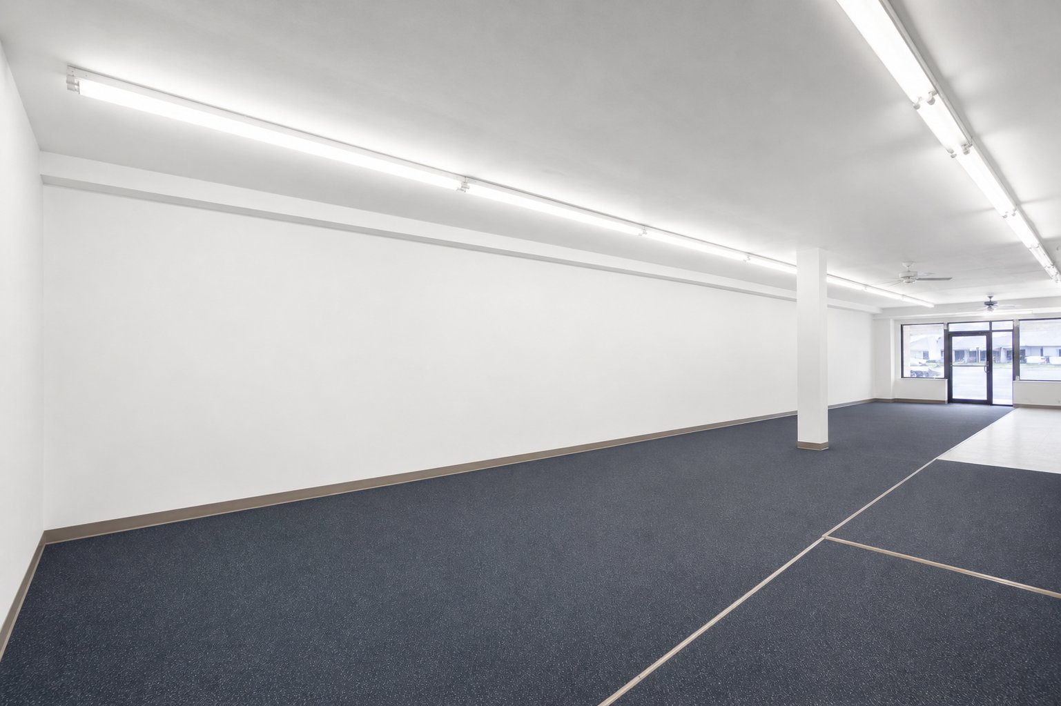 Photo - Interior