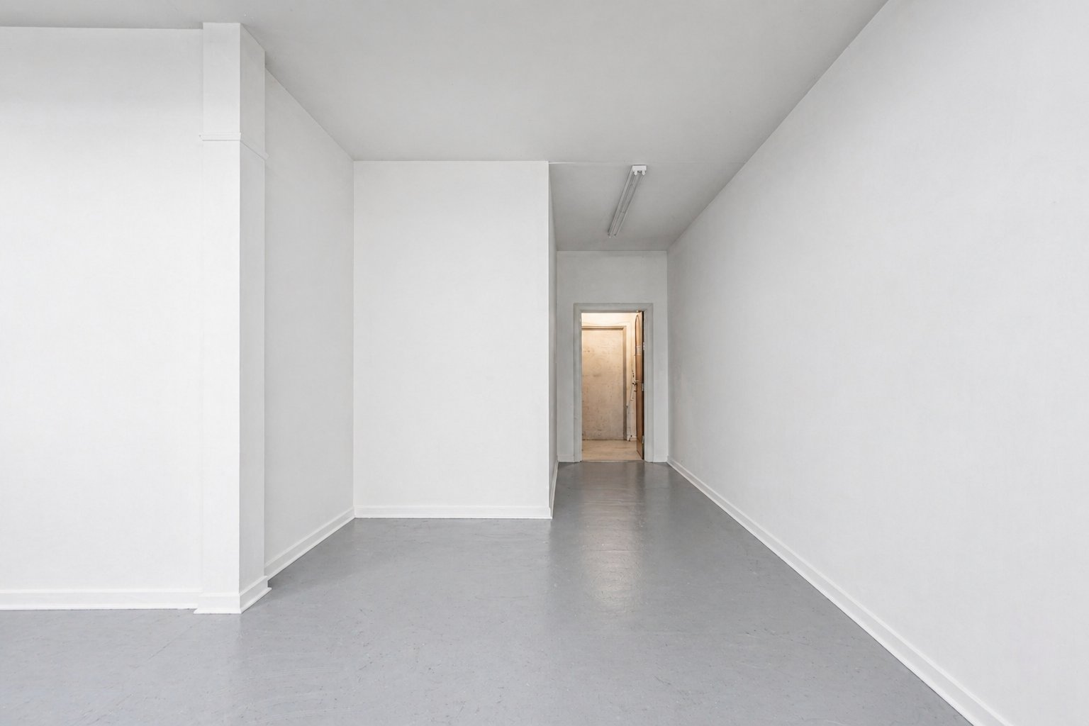 Photo - Interior
