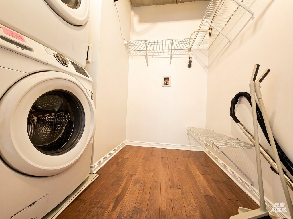 Photo - Penderie (Walk-in)