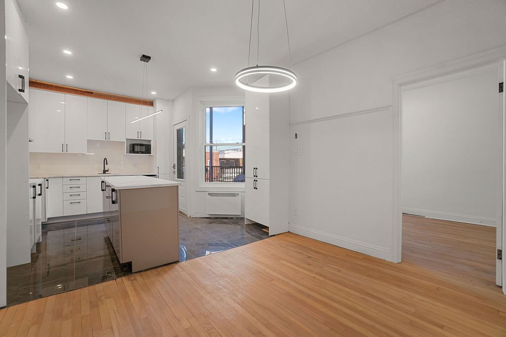 Photo - Dining room