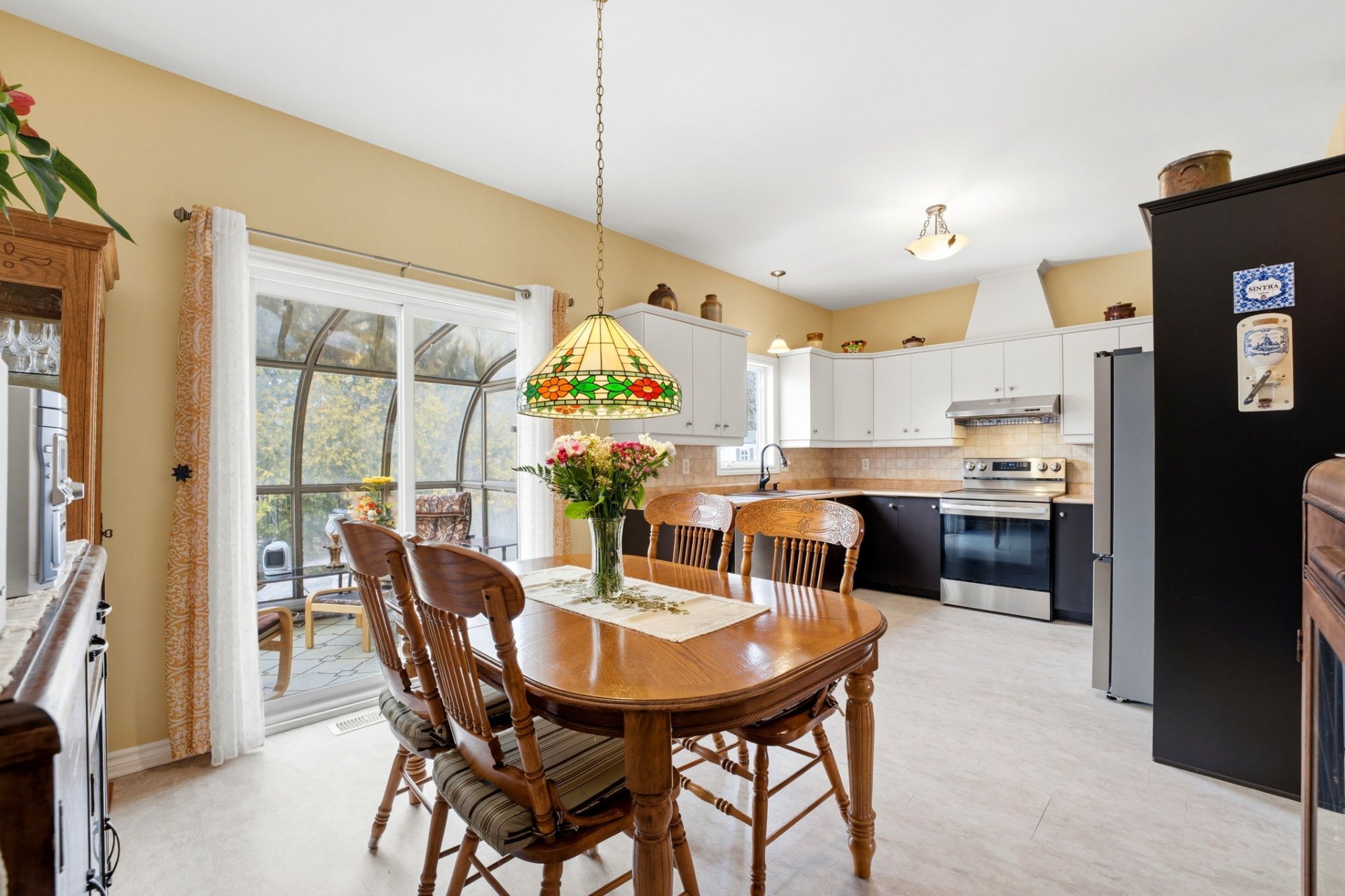 Photo - Salle à manger