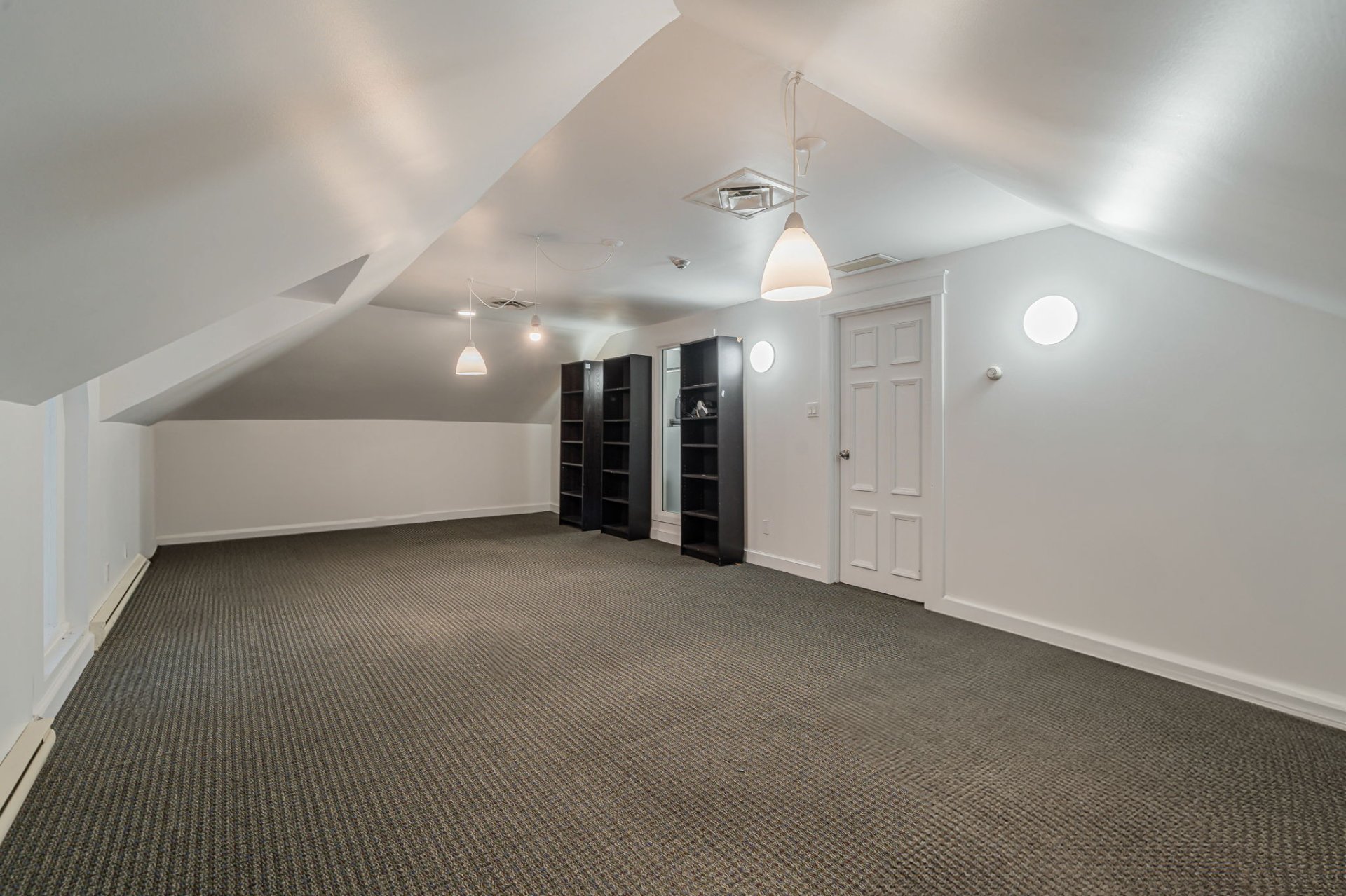 Photo - Interior