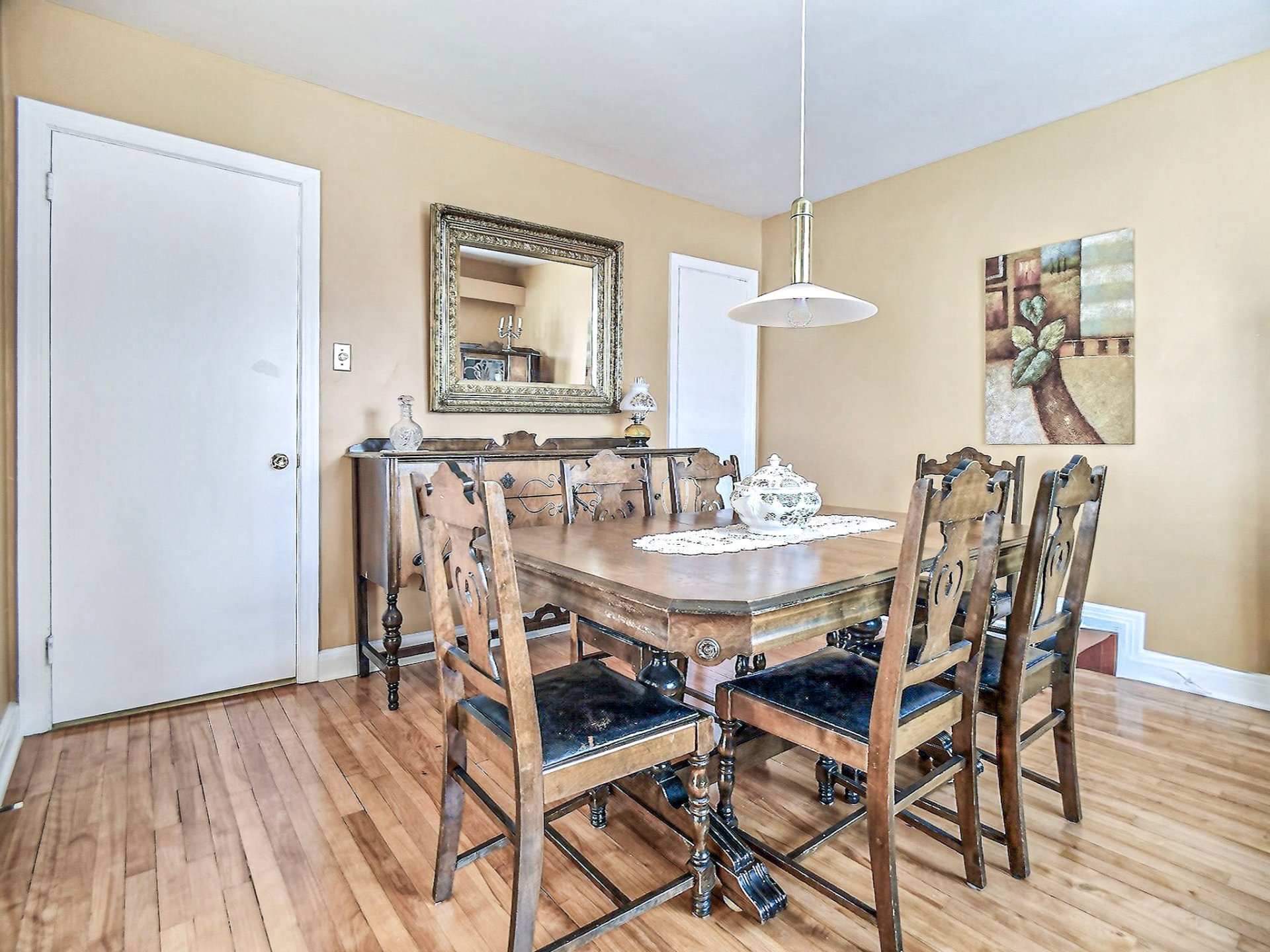 Photo - Salle à manger