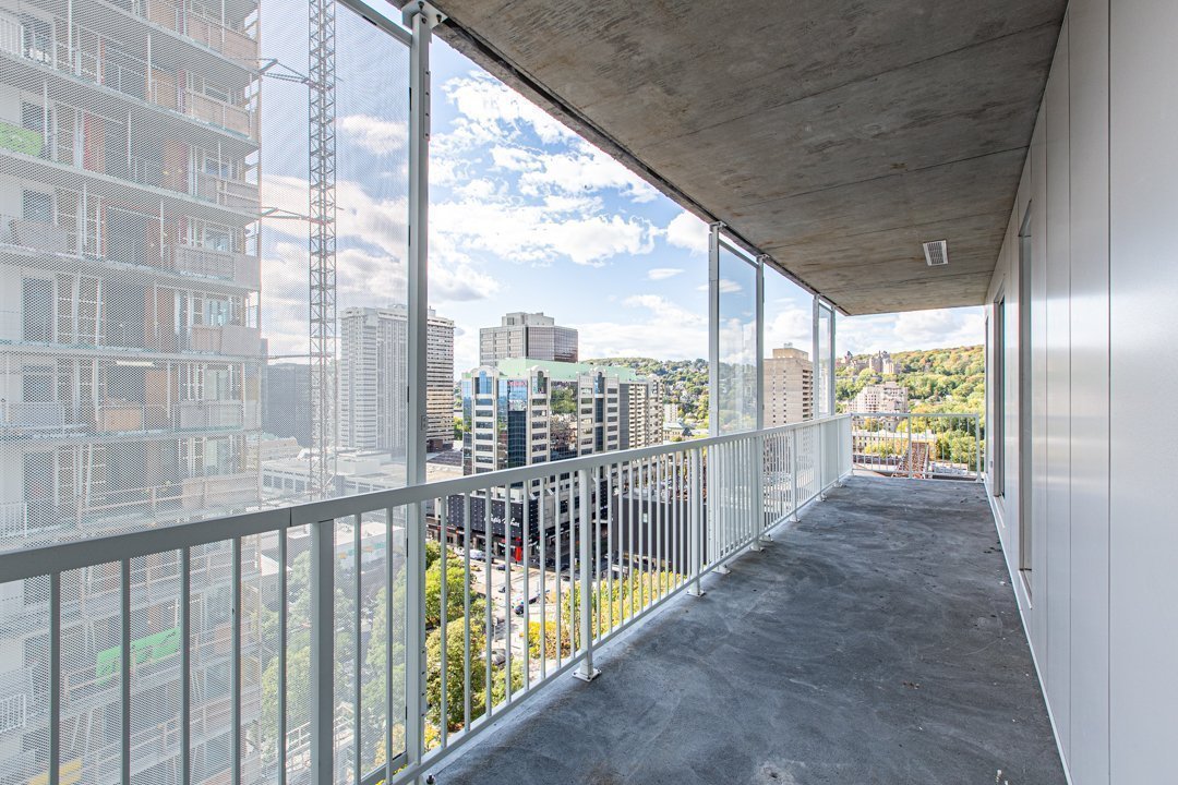 Photo - Balcony