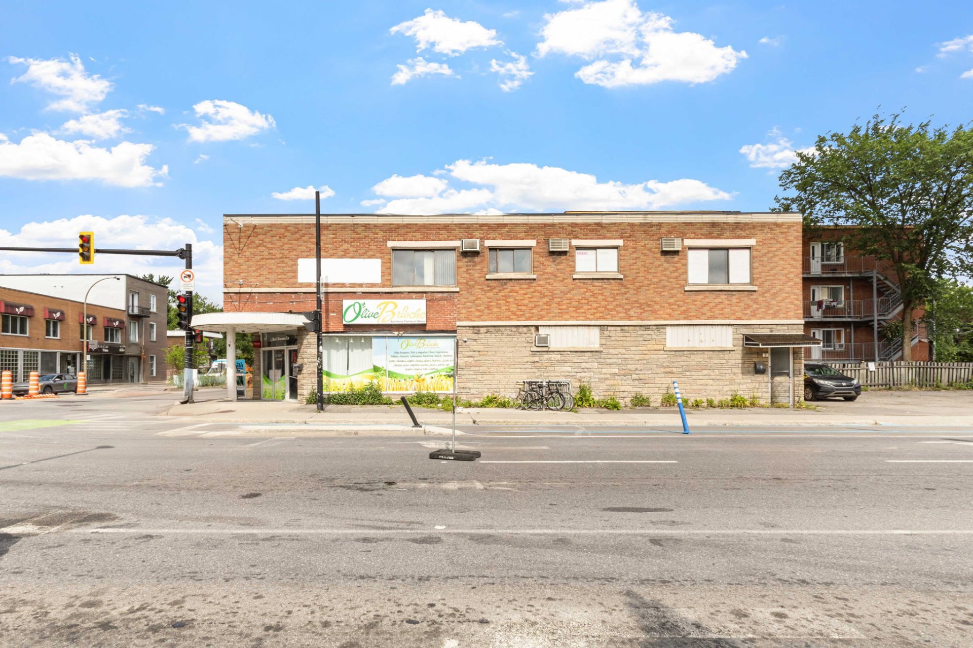 Photo - Frontage