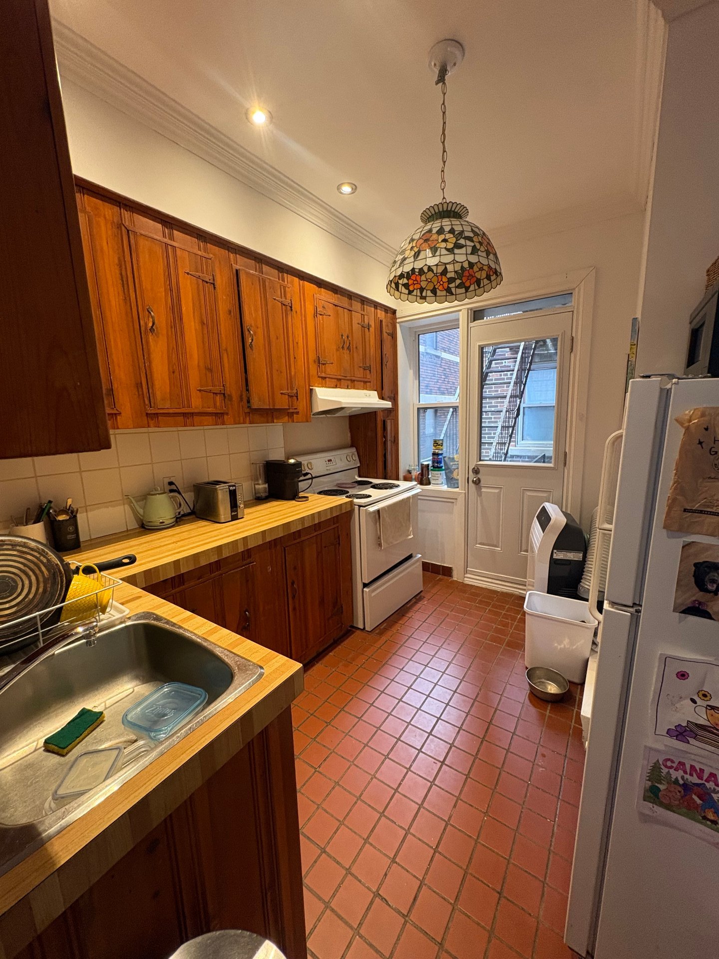 Photo - Kitchen