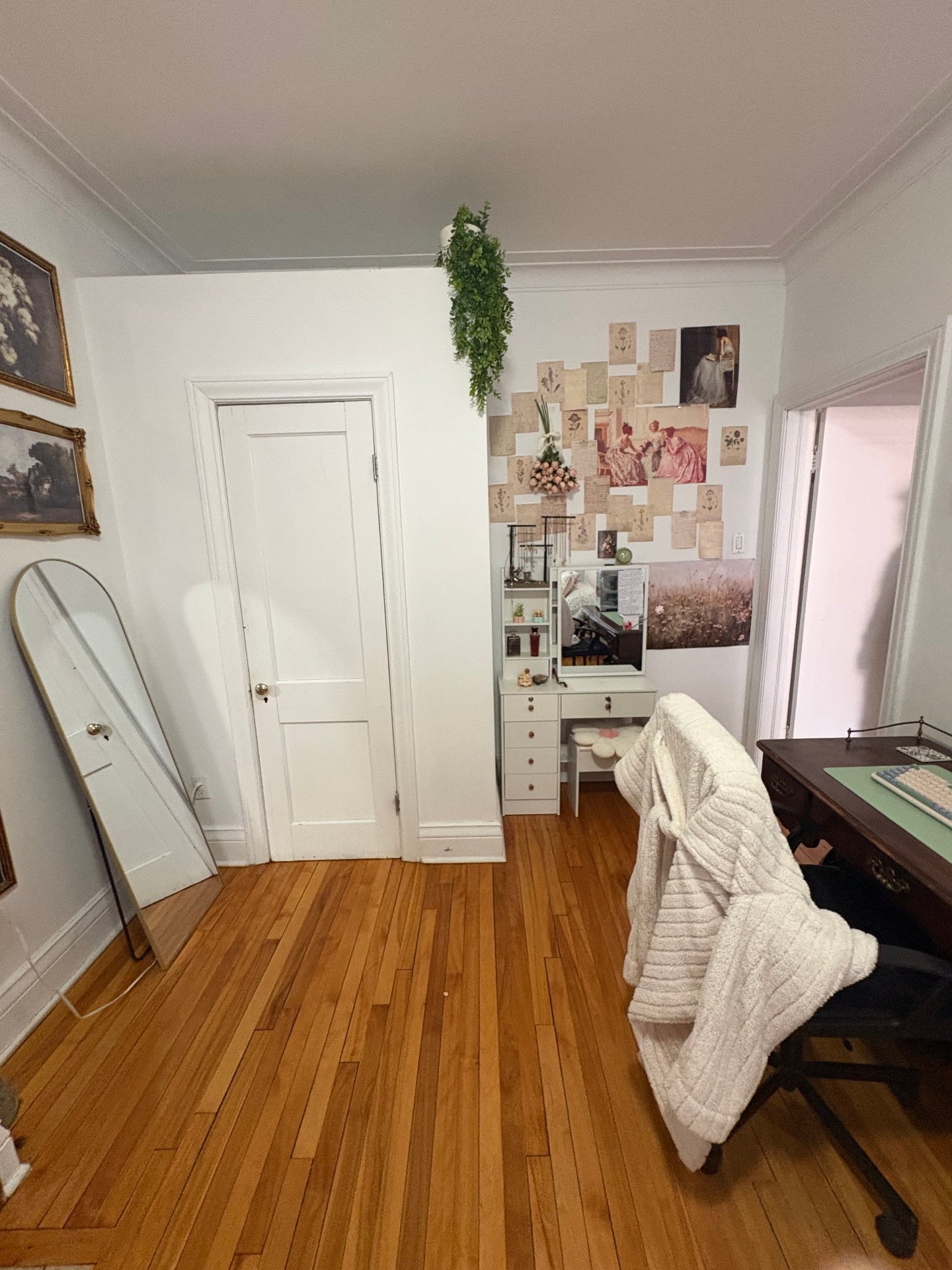 Photo - Bedroom