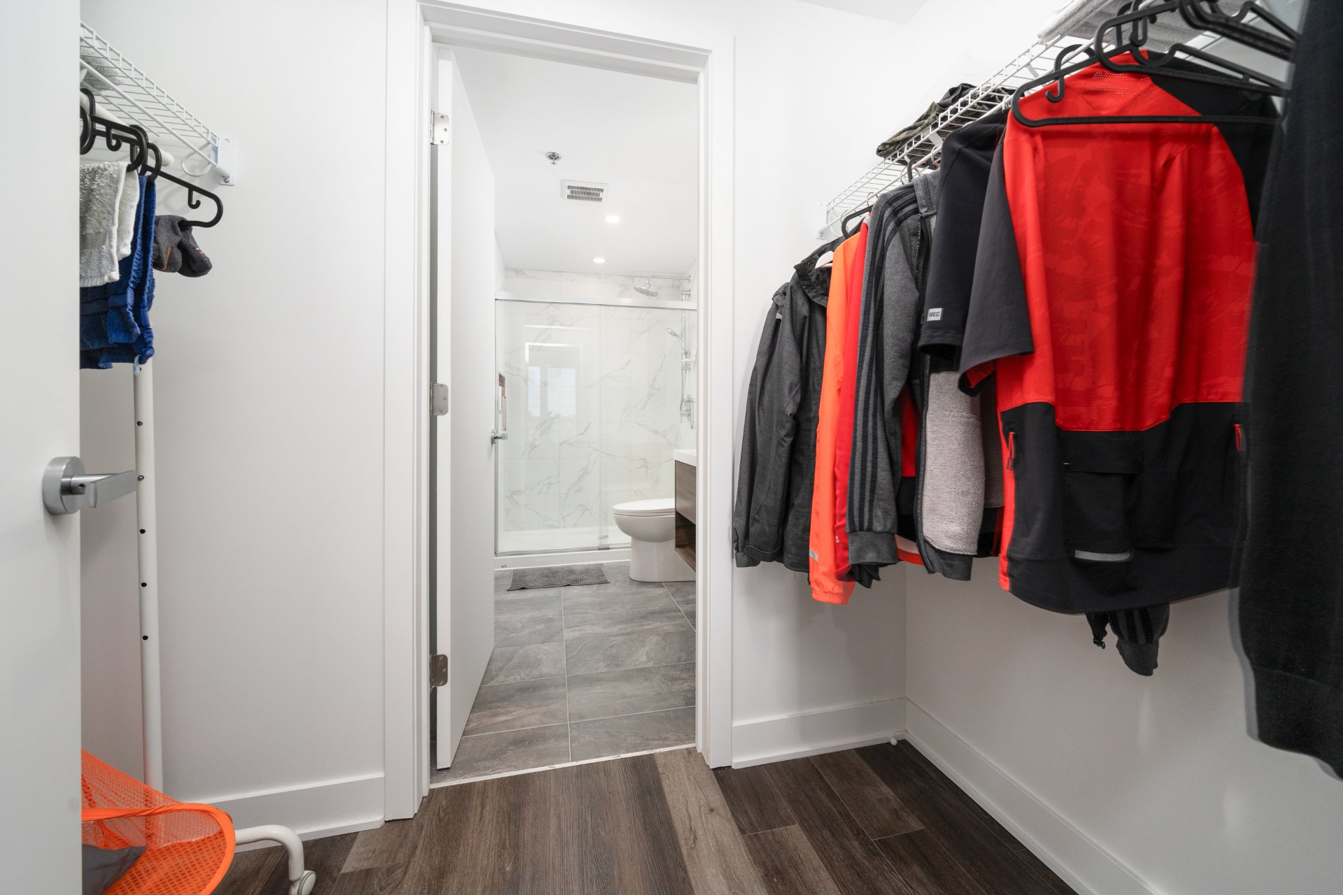 Photo - Penderie (Walk-in)